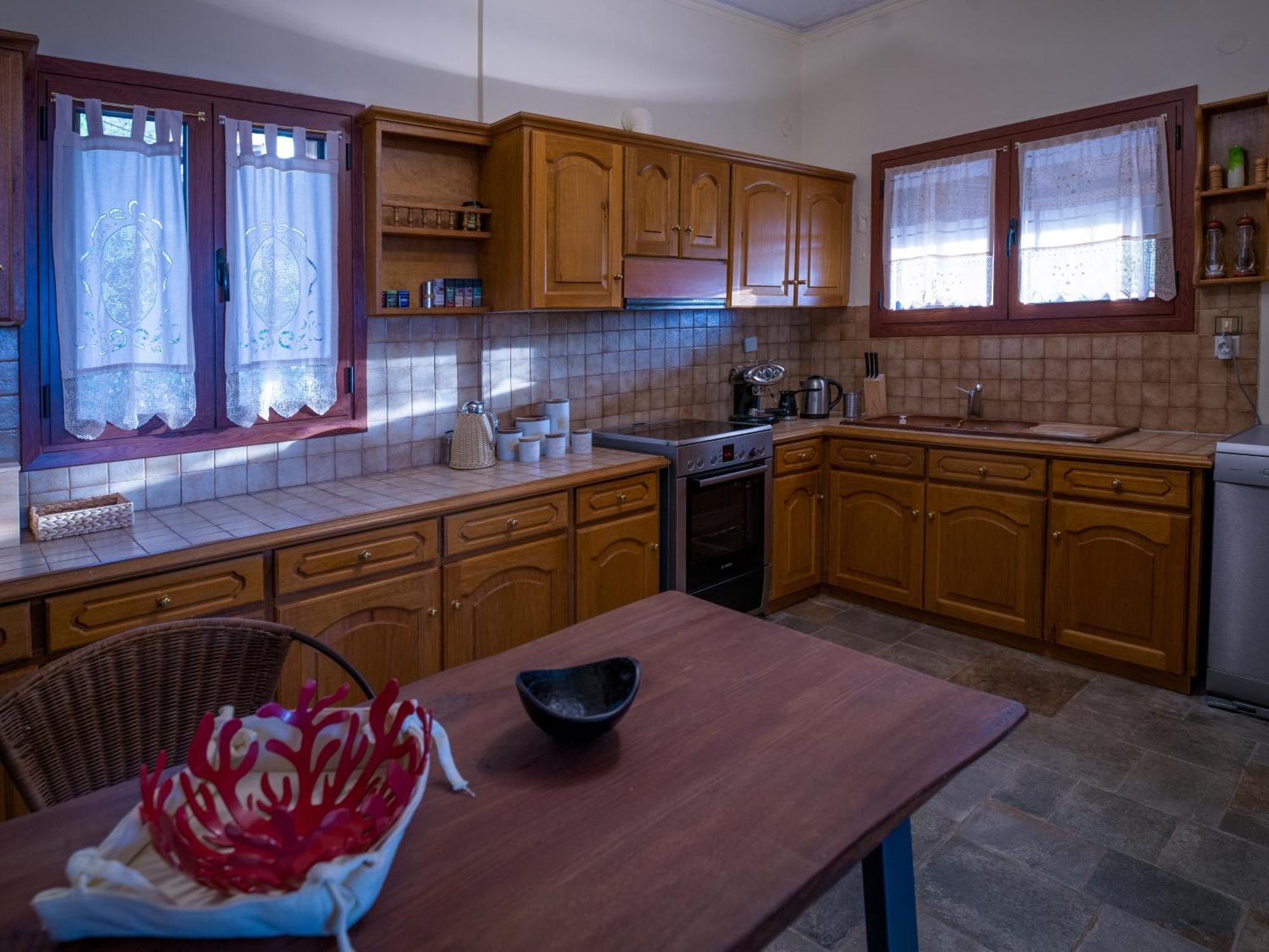 Traditional Luxury Armonia