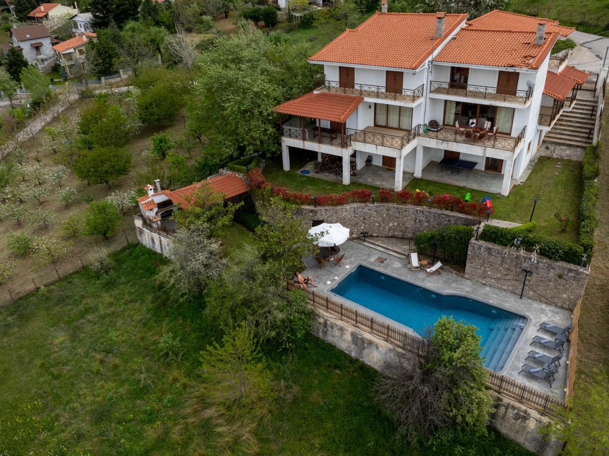 Traditional Luxury Armonia
