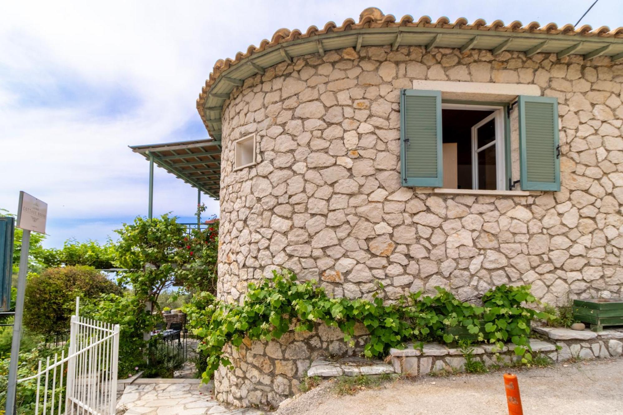 Kerkis Traditional Apartment *