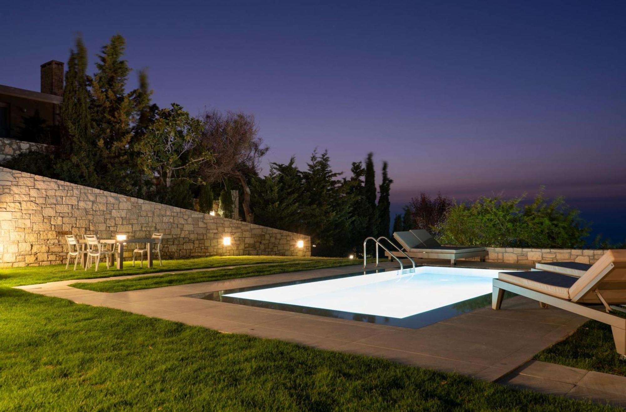 Infinite Blue - Residencies With Private Pools *
