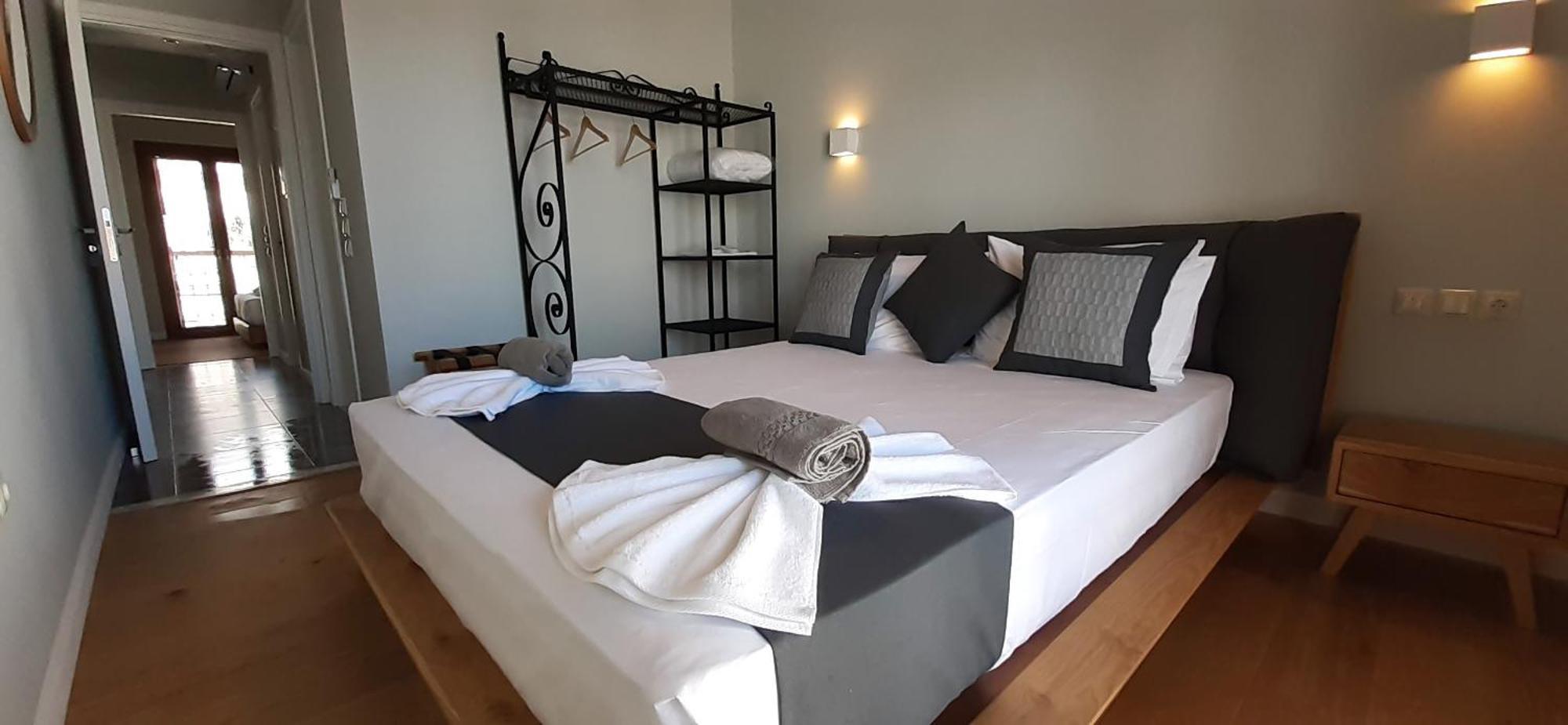 Andros 4 Seasons & Aparthotel