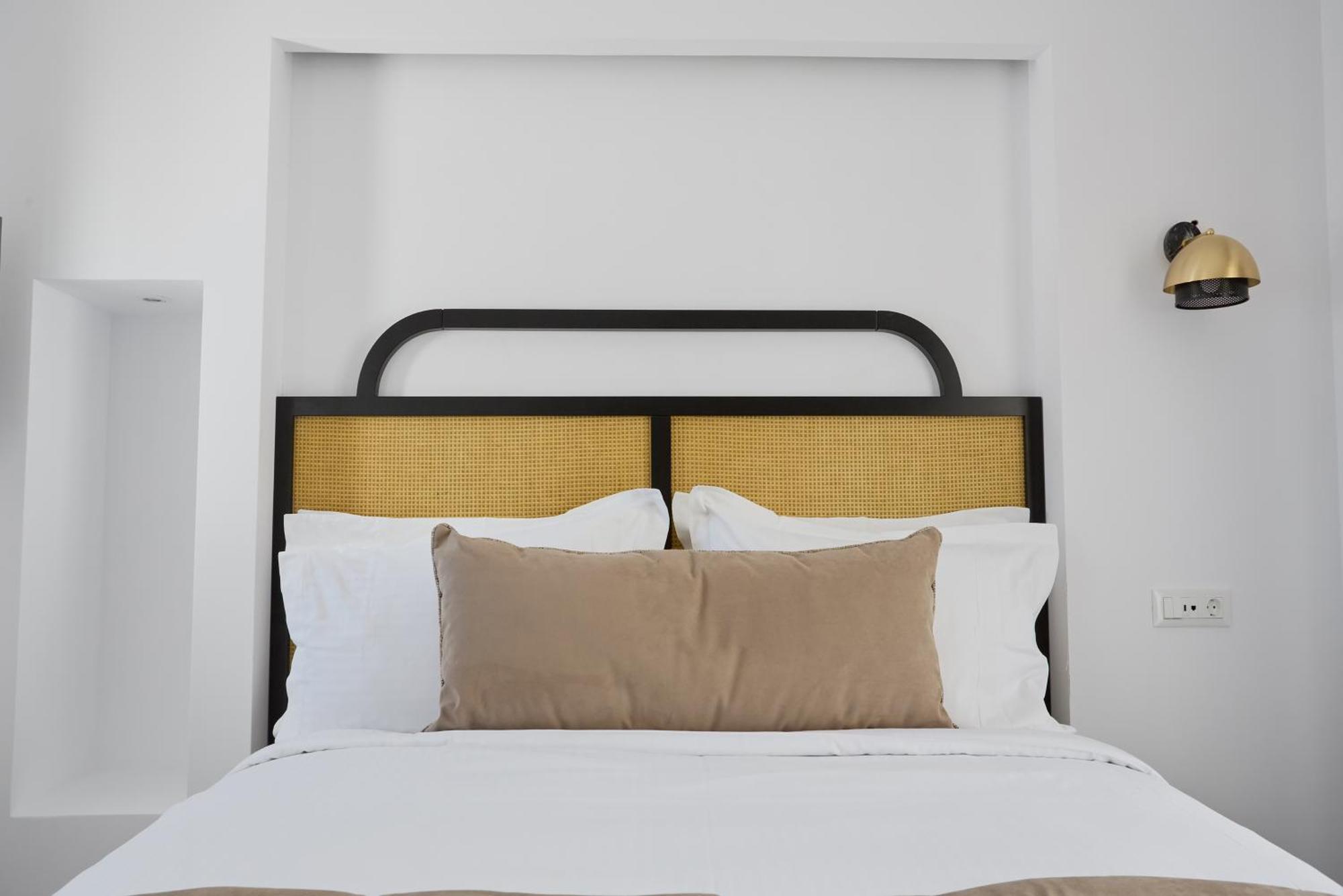 Alleys All-suite & Hotel Pyrgos Kallistis