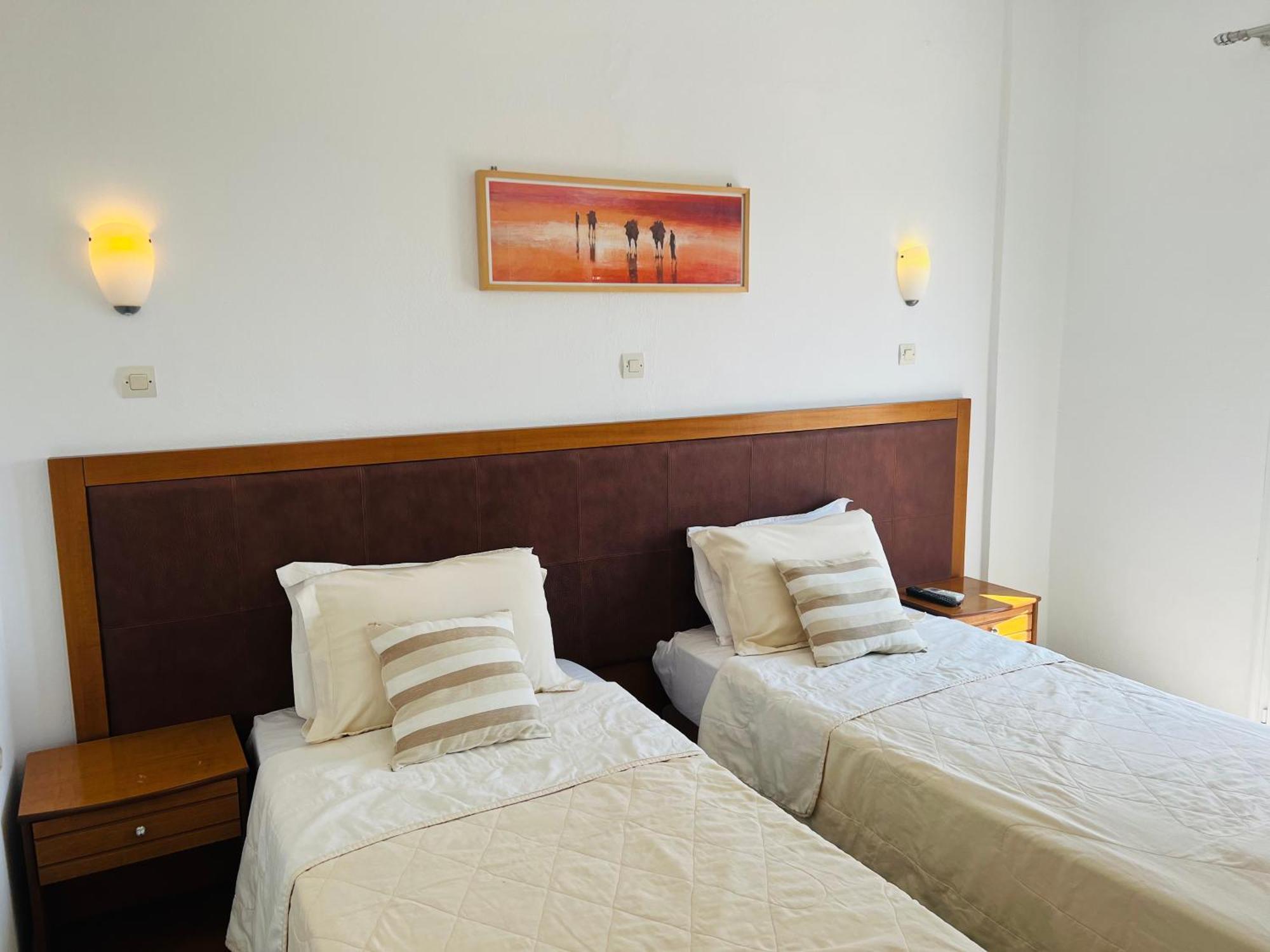 Aparthotel Arapiou 3*