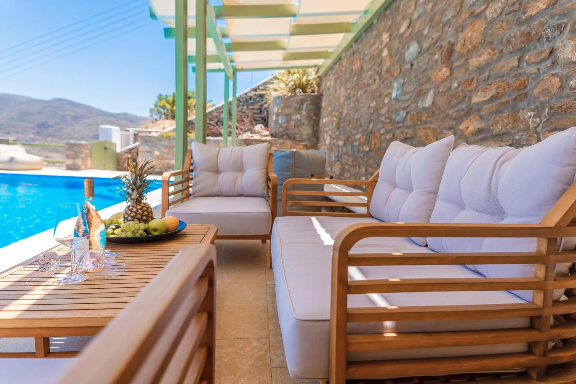 Aparthotel Emgard Kythnos