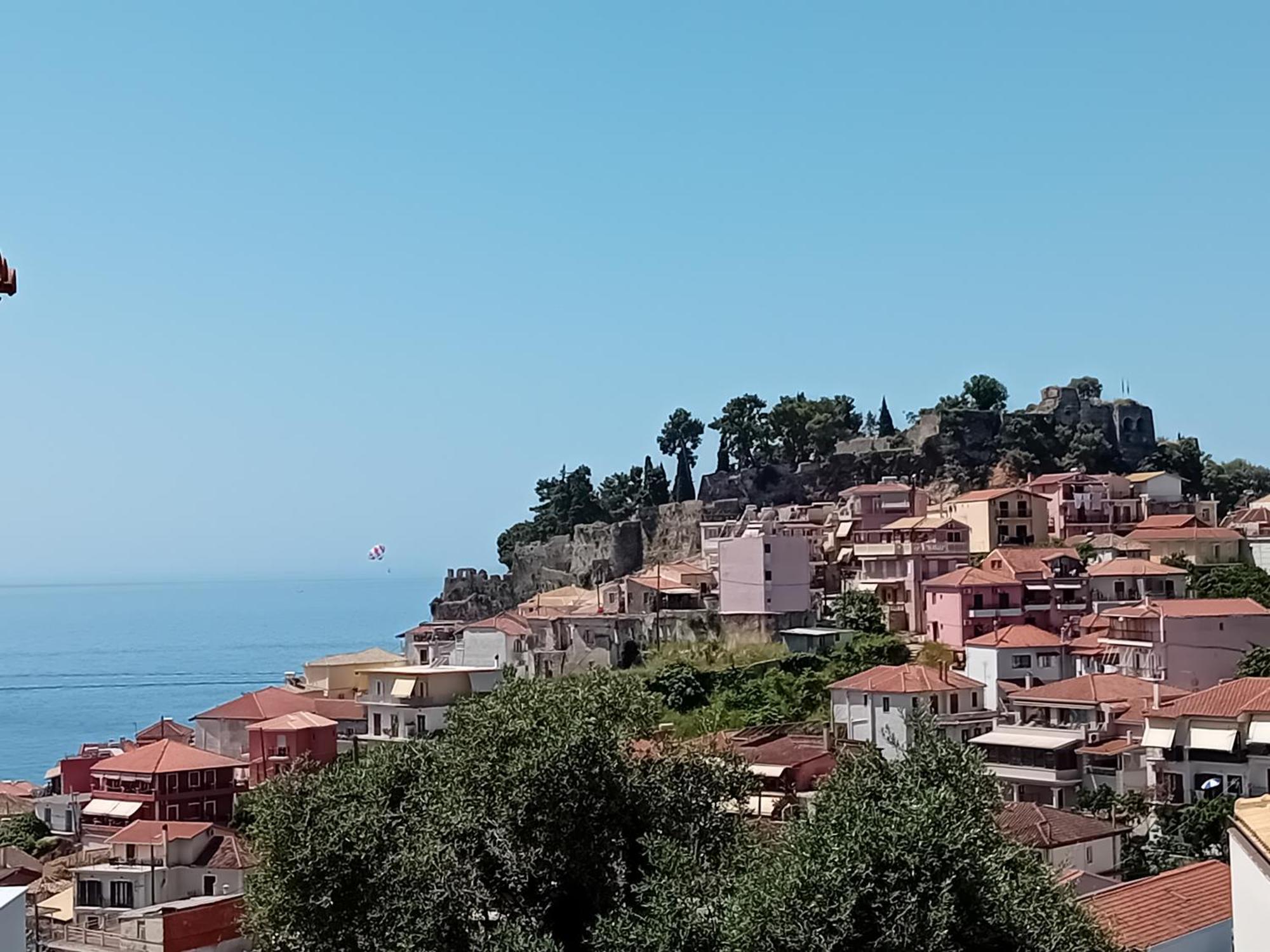 Spiros Aparthotel