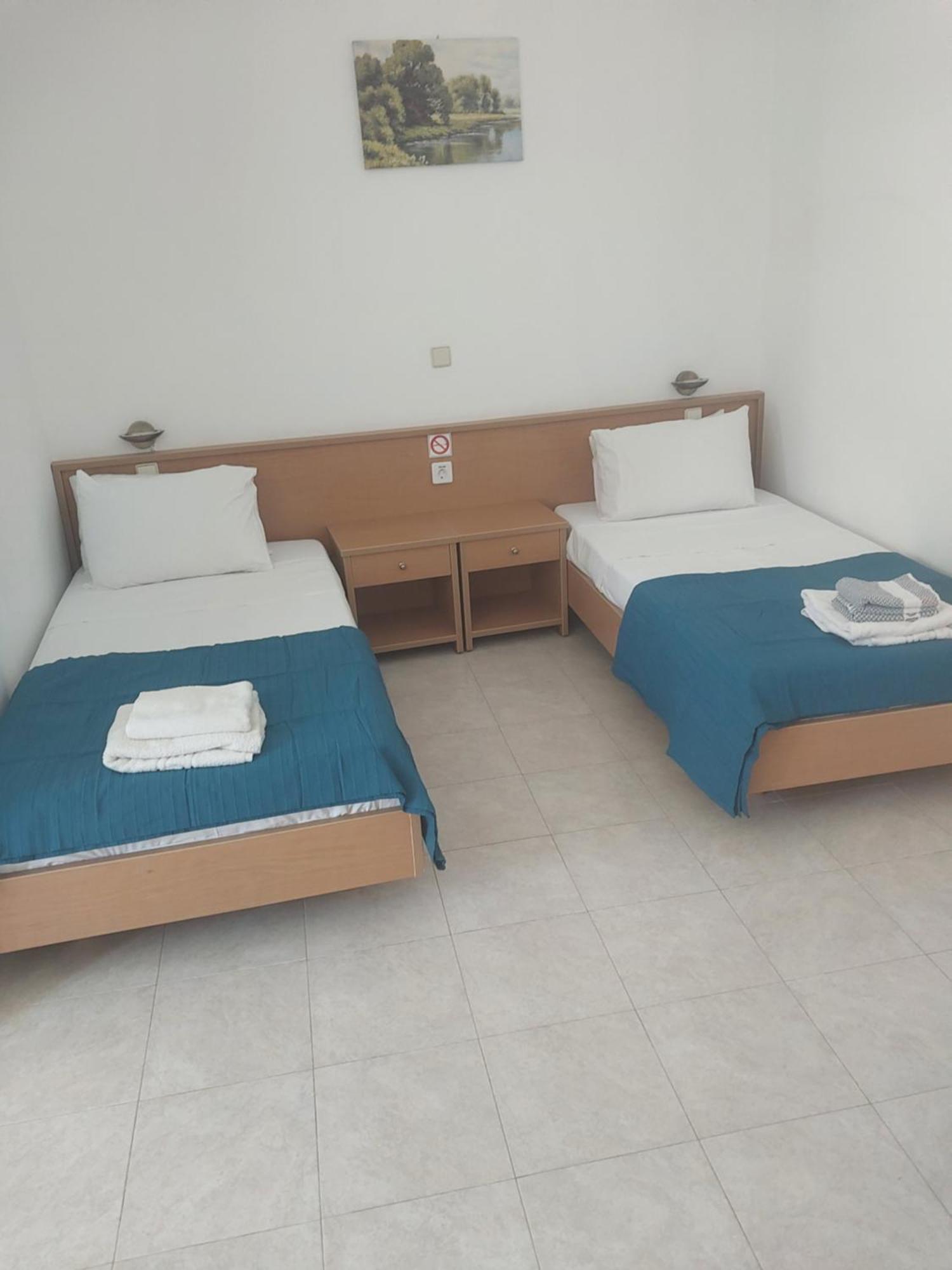 Philippos & Apartment Lindos (Rhodes)