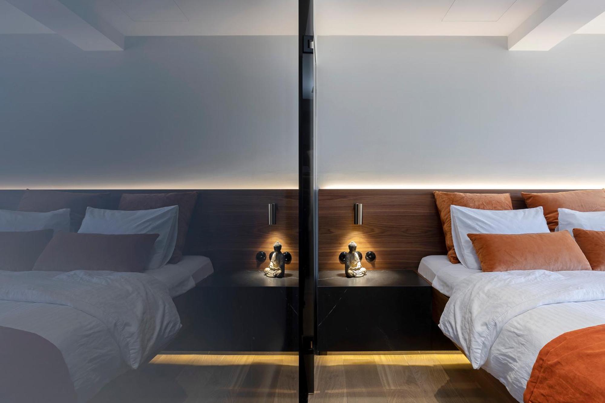 The Newel Acropolis Aparthotel 3*