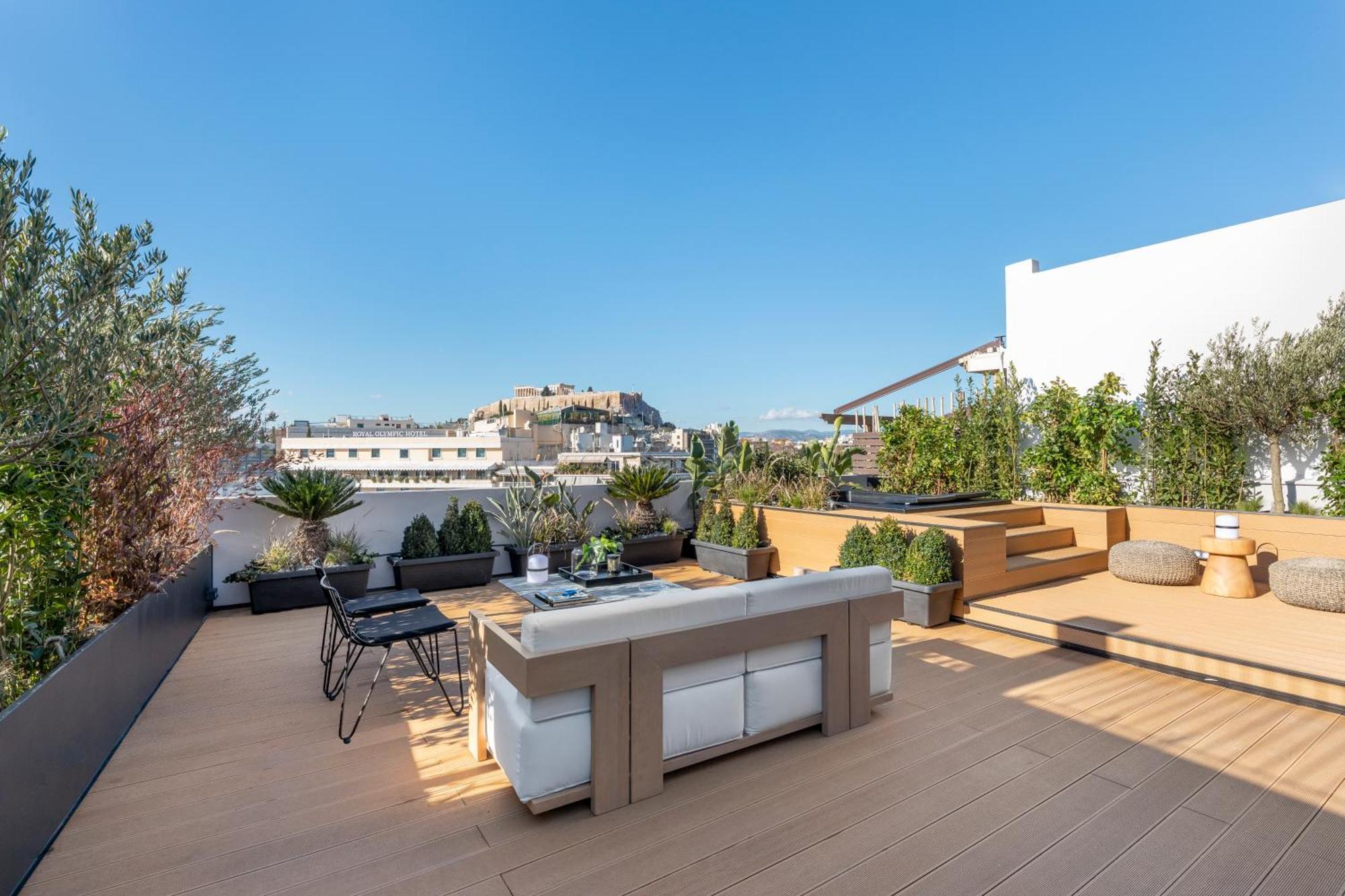 The Newel Acropolis Aparthotel
