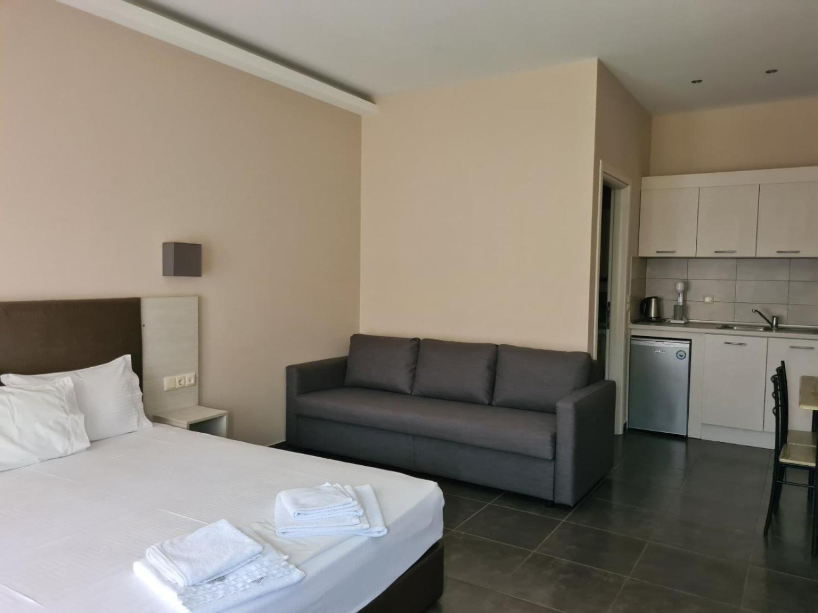 Hotel Annmari *