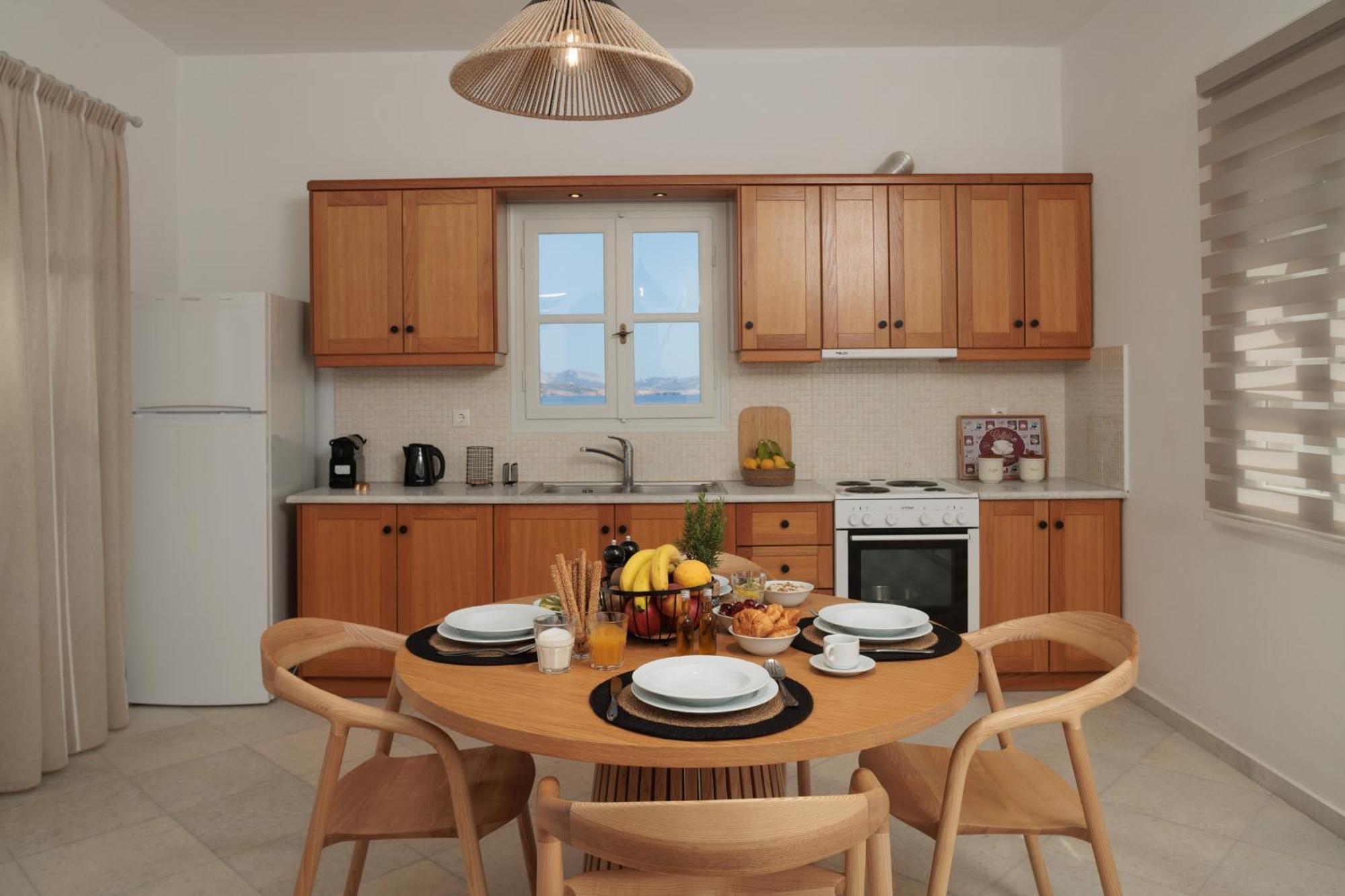 Evdokia - Luxury Olive Yard With Aegean View Country house Moutsouna