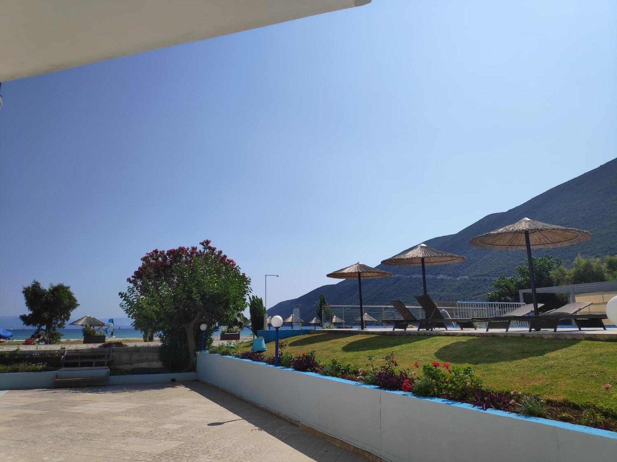 Hotel Surf
