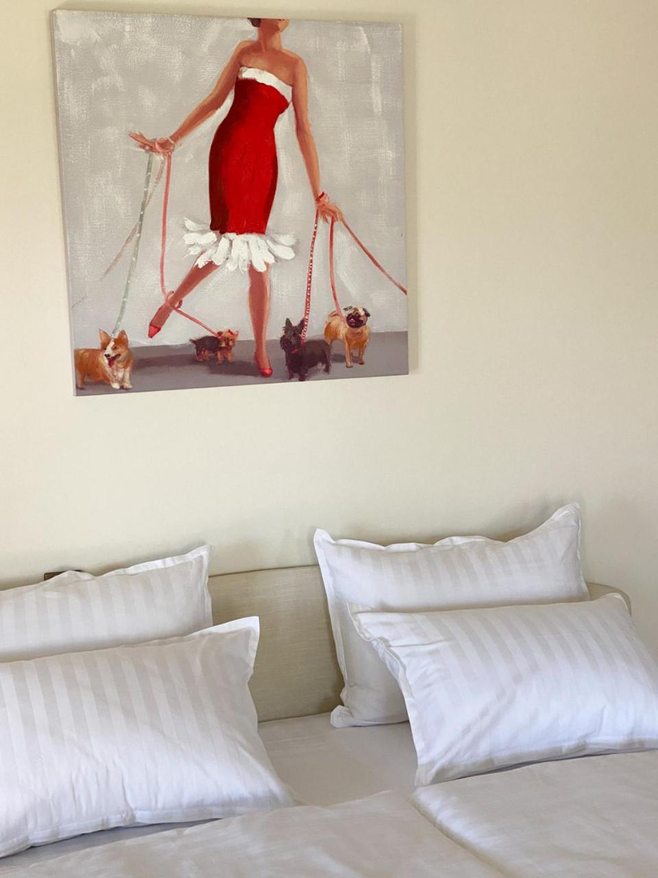Nostrana Village Apartment