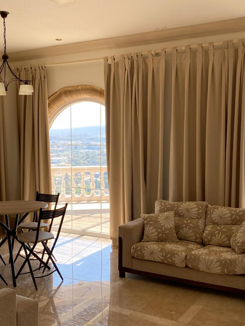 Nostrana Village Apartment