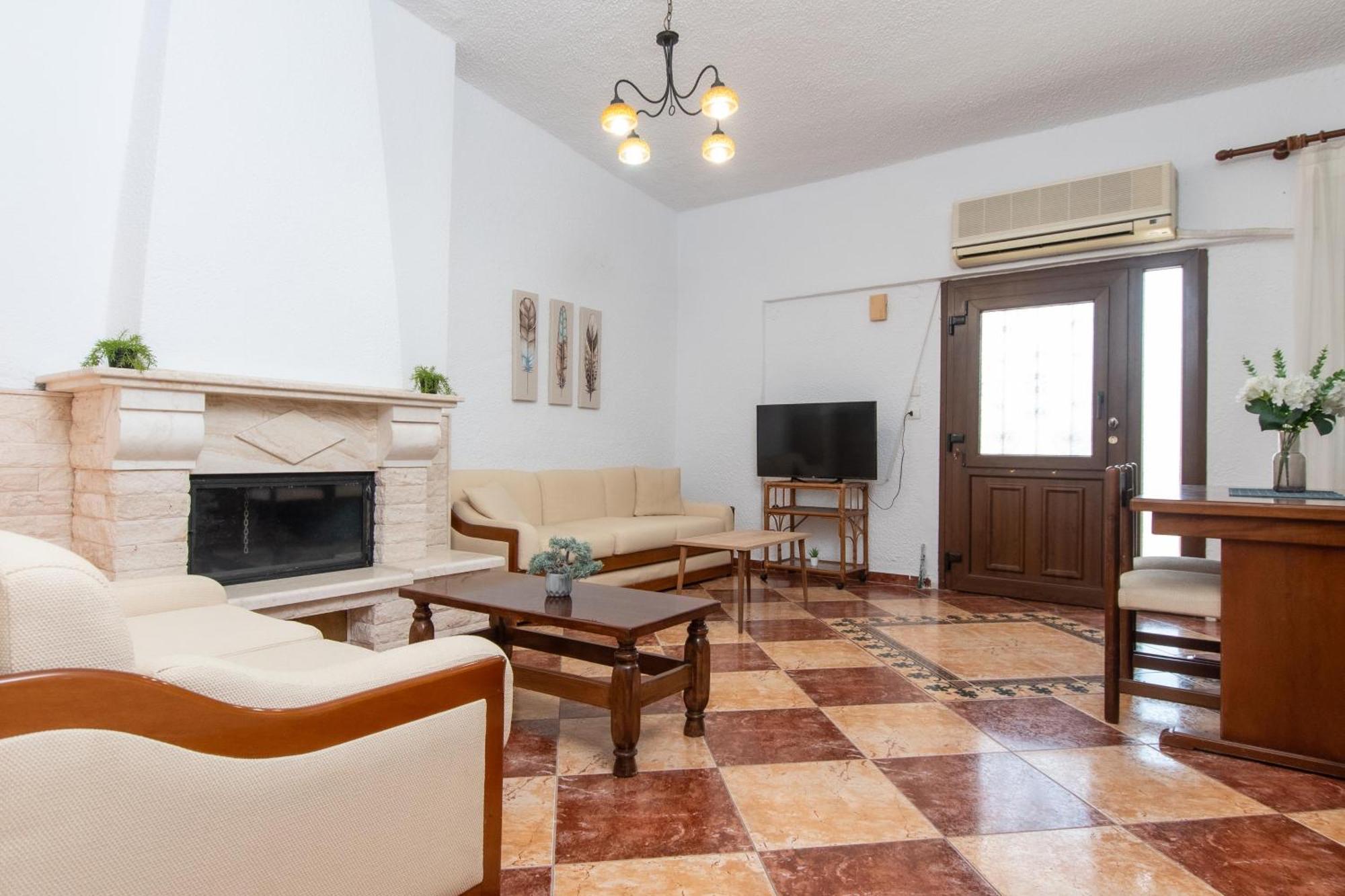 Houseloft Sandals Beachfront Apartment *