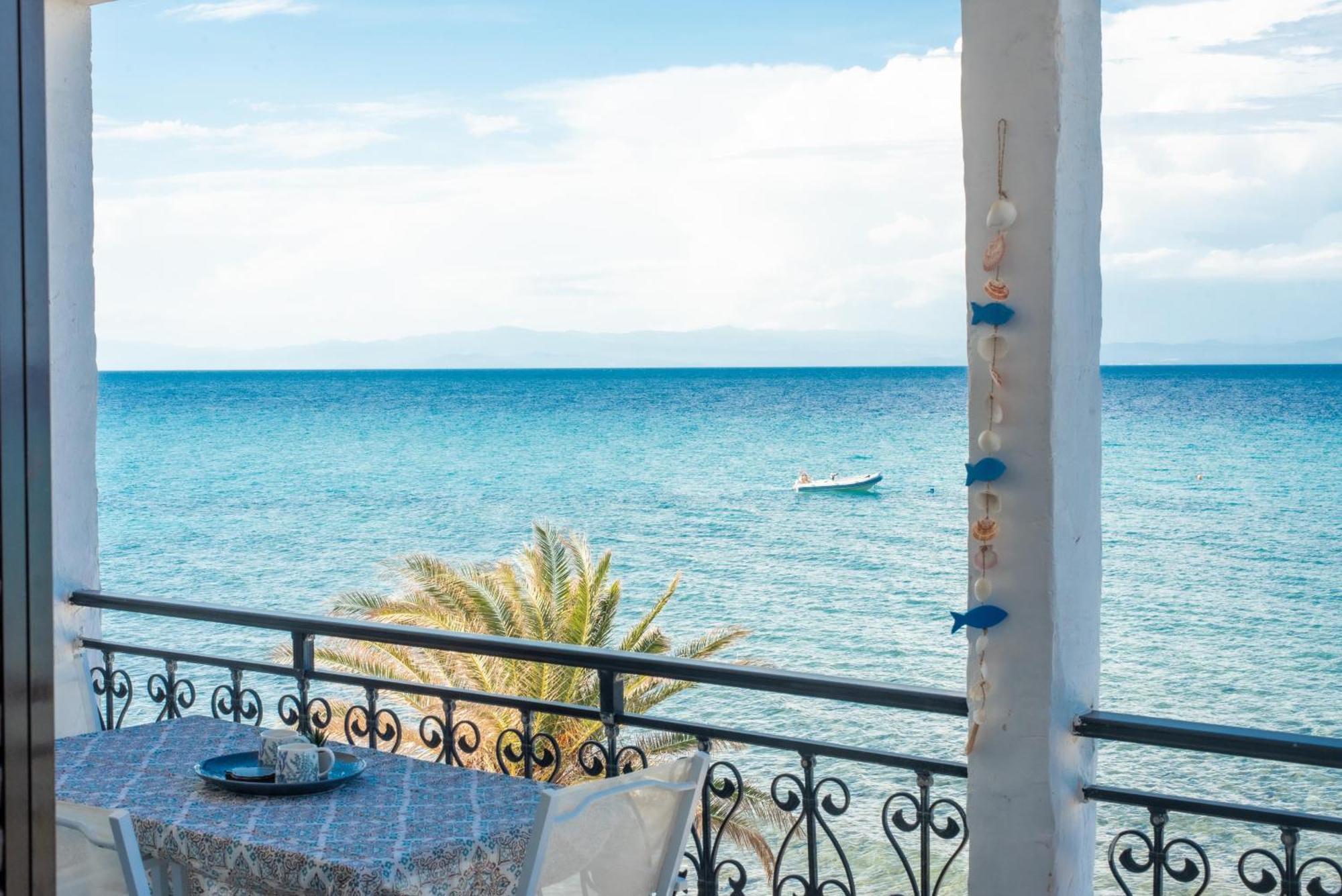Houseloft Sandals Beachfront *
