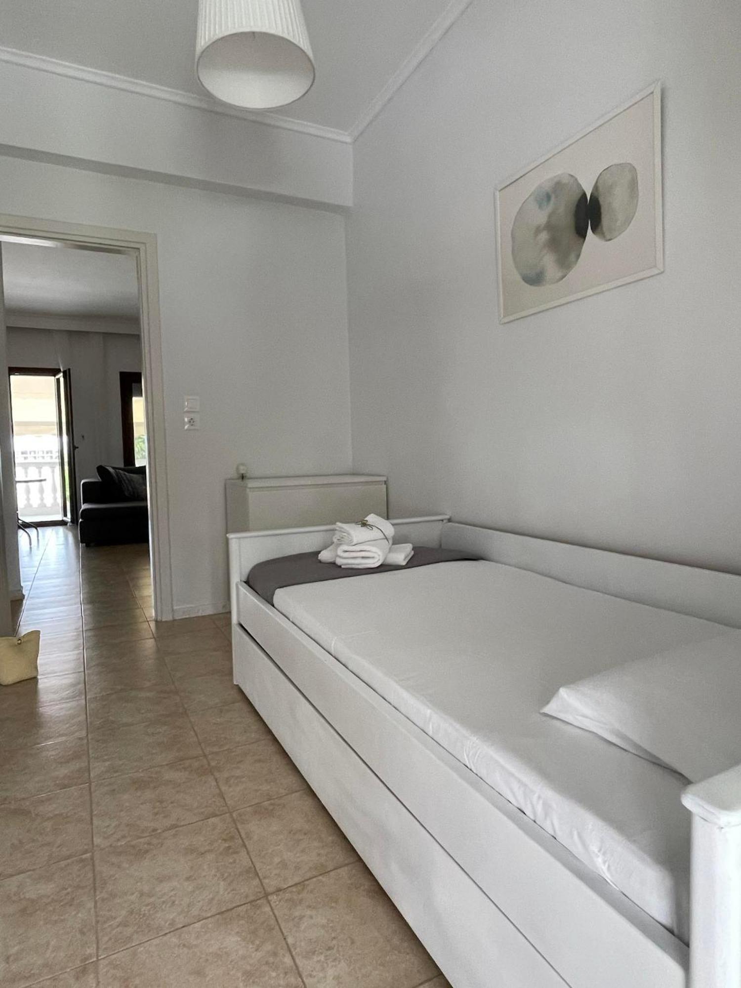 V&z Seaview Apartment Ofrinion