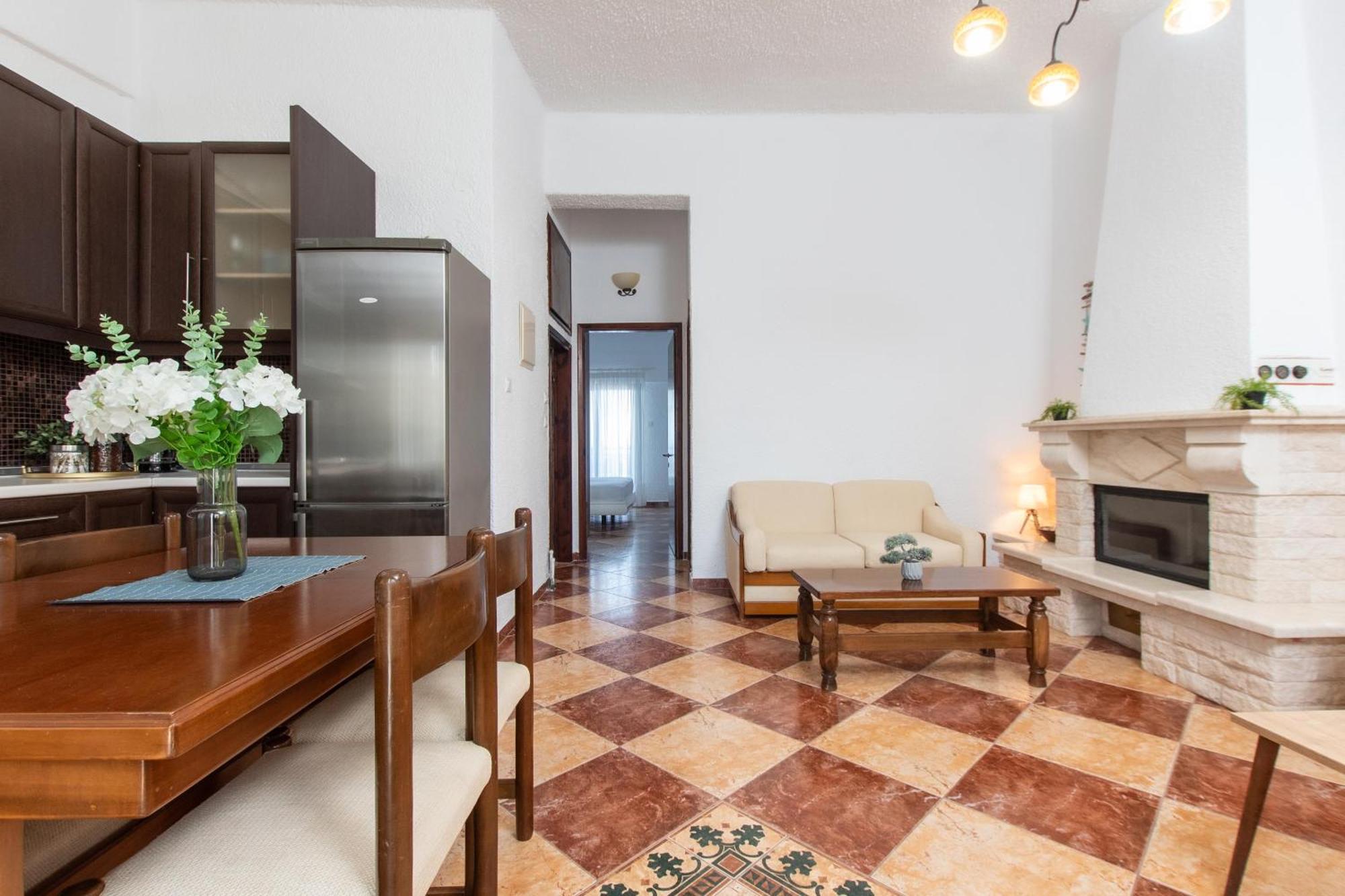 Apartment Houseloft Sandals Beachfront Polychrono