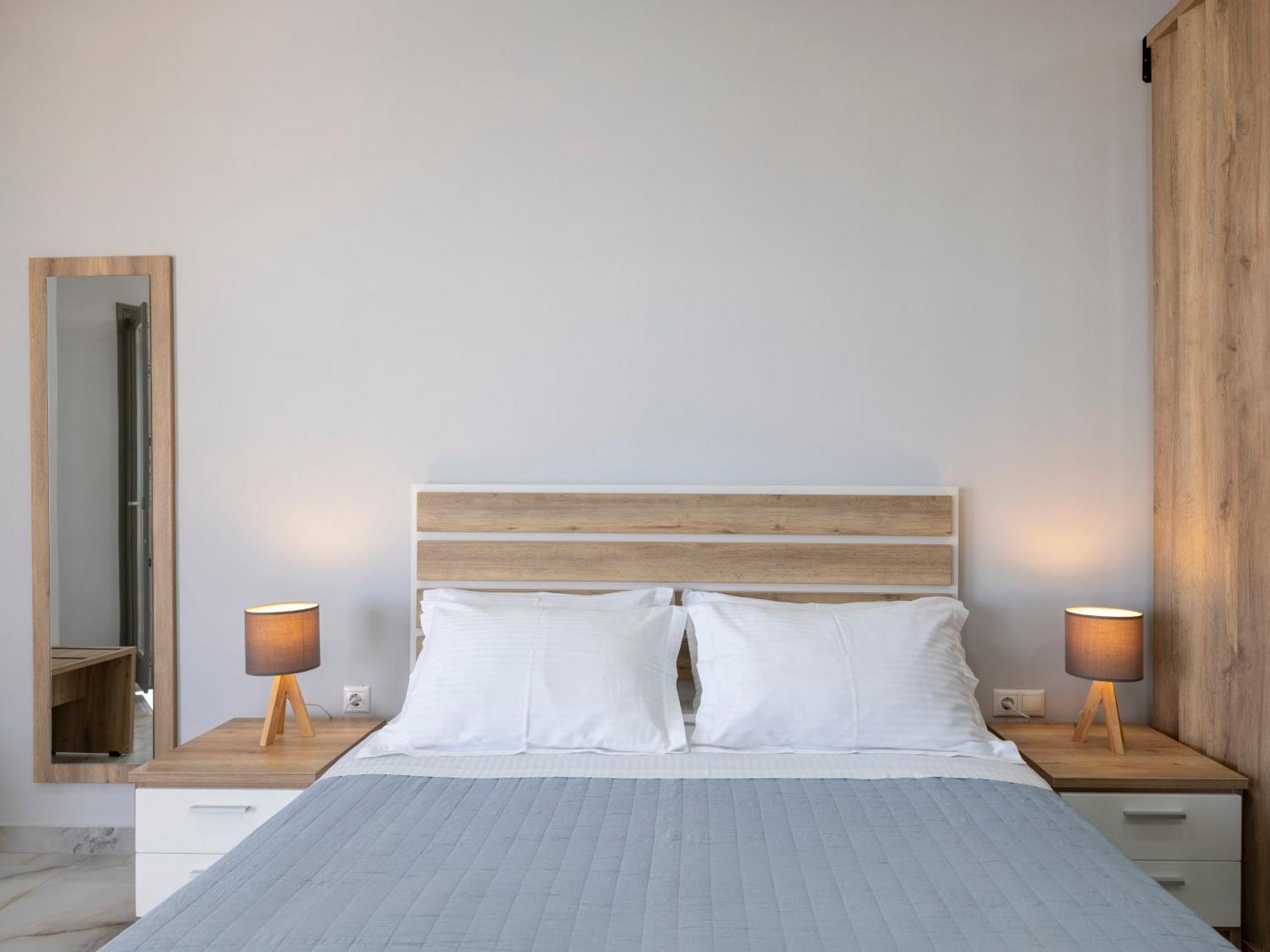 Peters Place - Paros