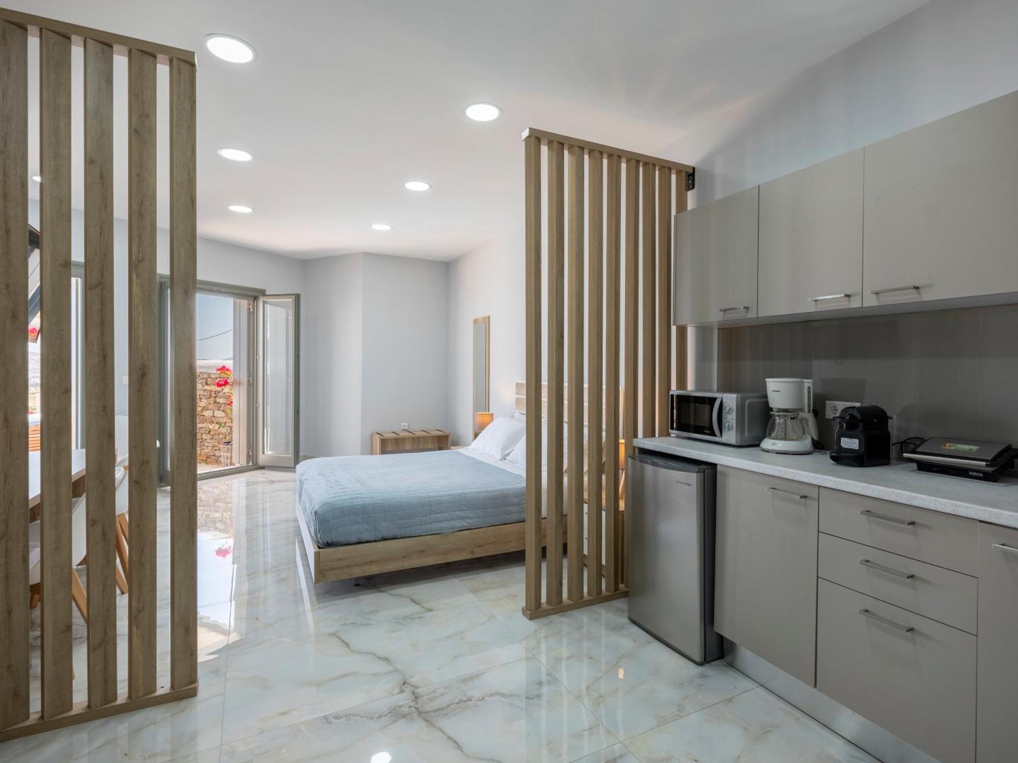 Peters Place - Paros Parasporos