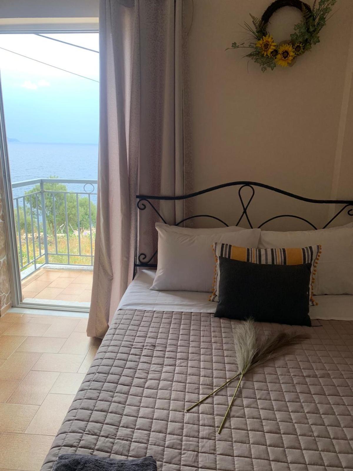 Aparthotel Guestrooms *