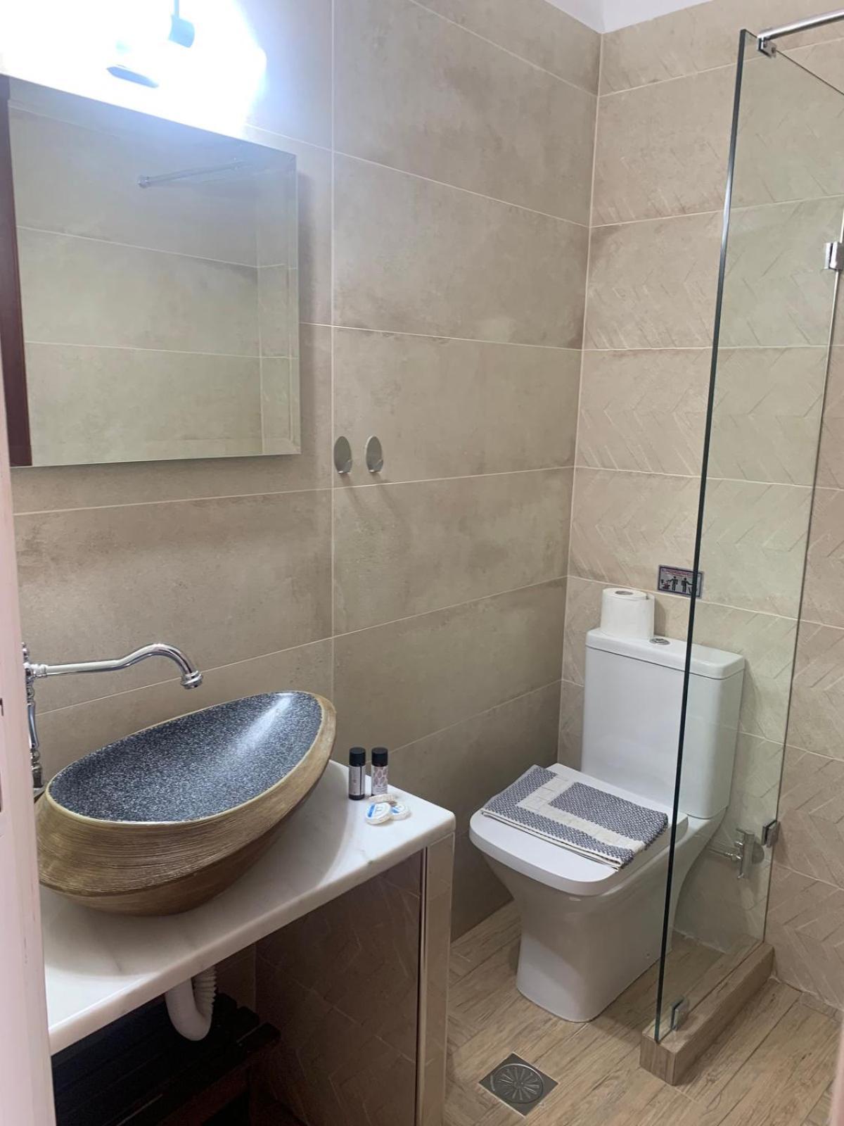 Aparthotel Guestrooms *