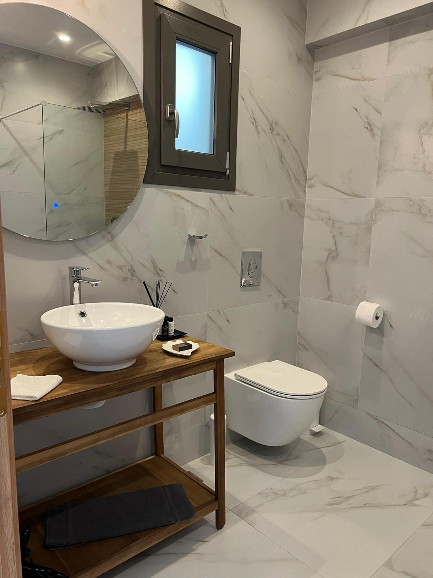 Sofi Mar - - The Place To Be Apartment