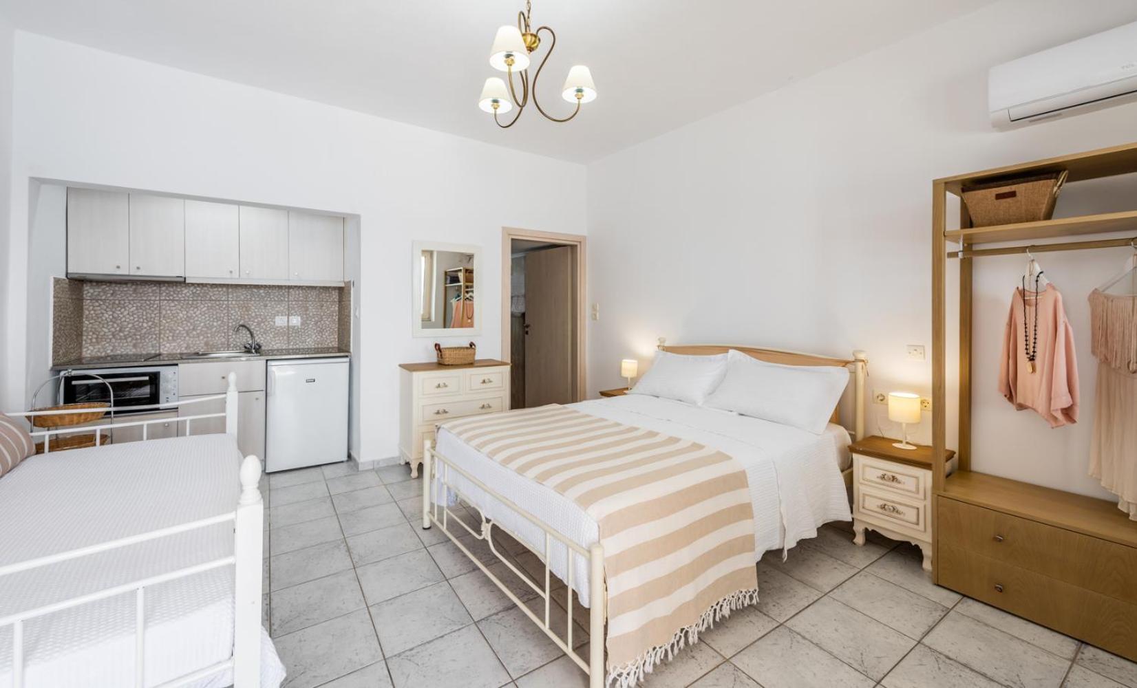 Apartment Anemi *