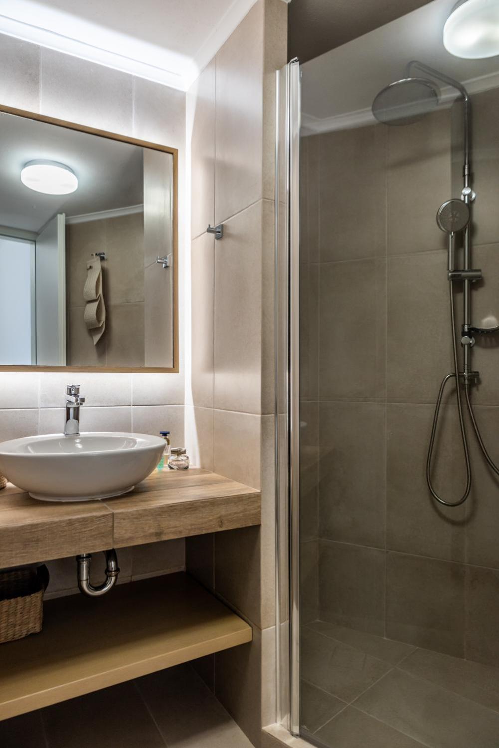 Apartment Anemi *