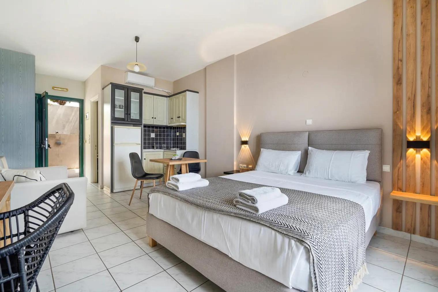 Sunset Premium B Agios Nikitas