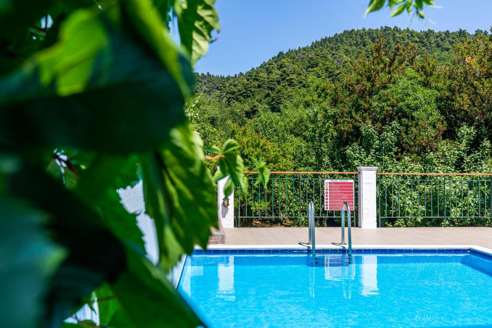 Skopelos Country Panormos (Skopelos)