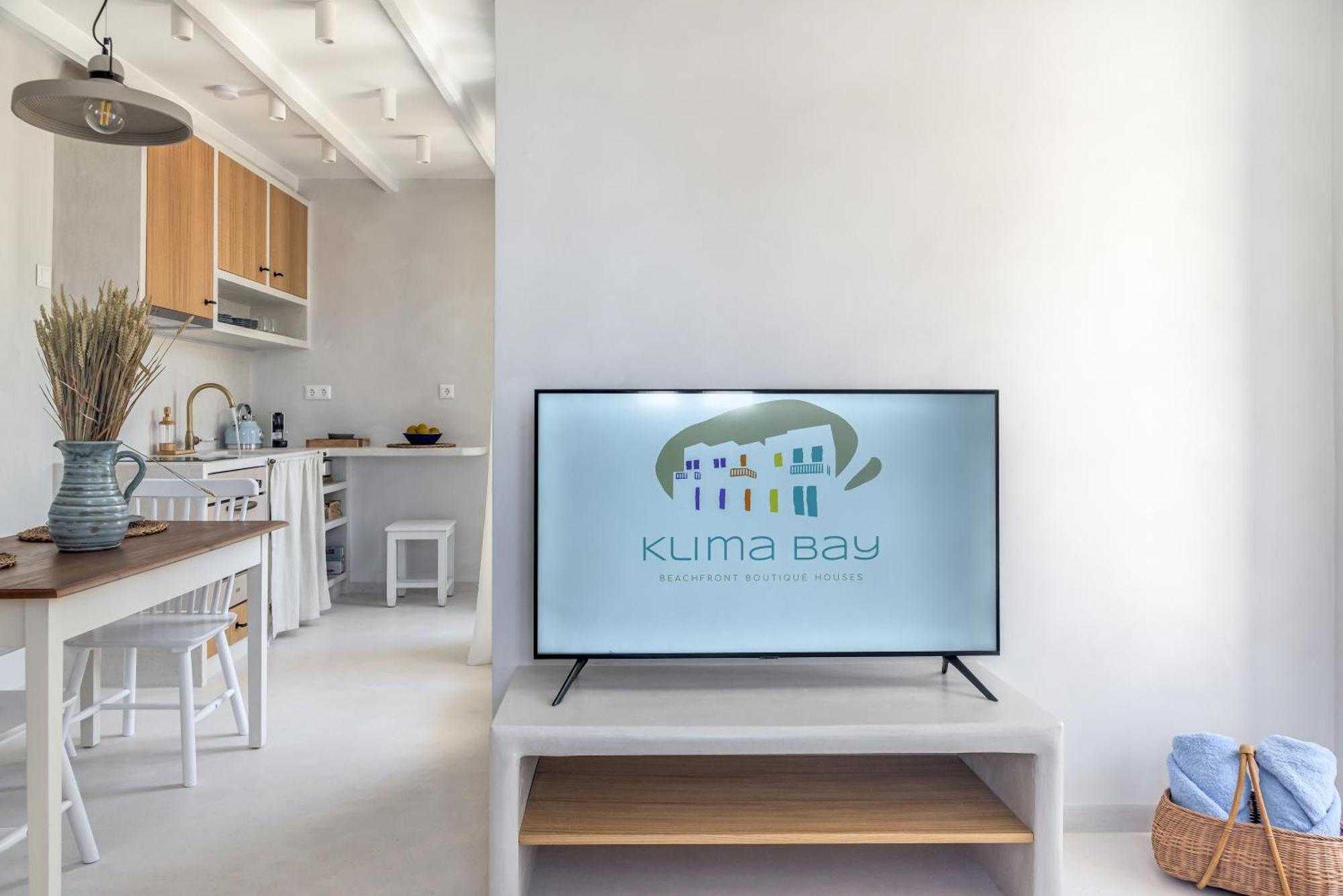 Klima Bay Beachfront Boutique Holiday home