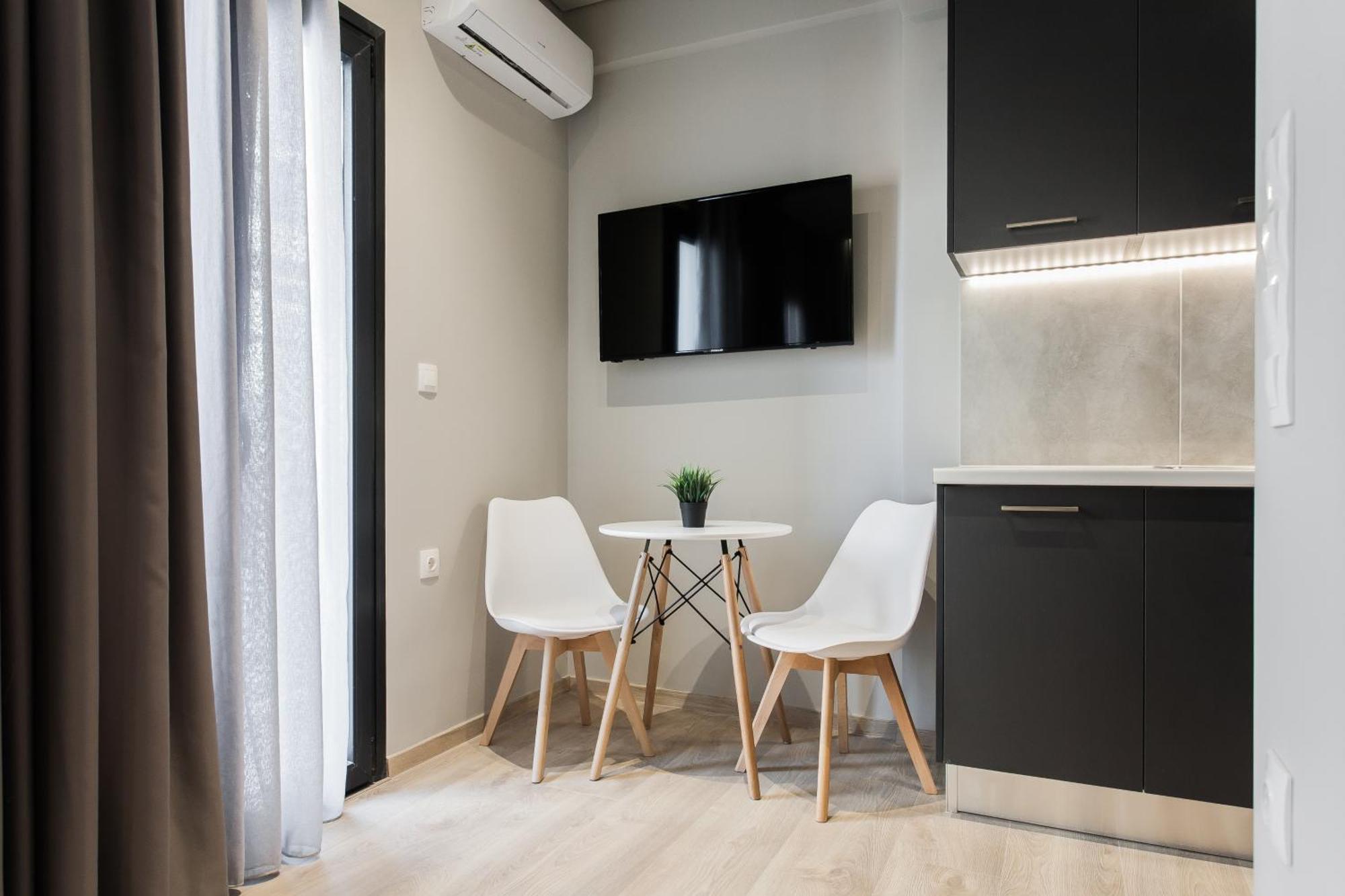 Wyz Aparthotel *