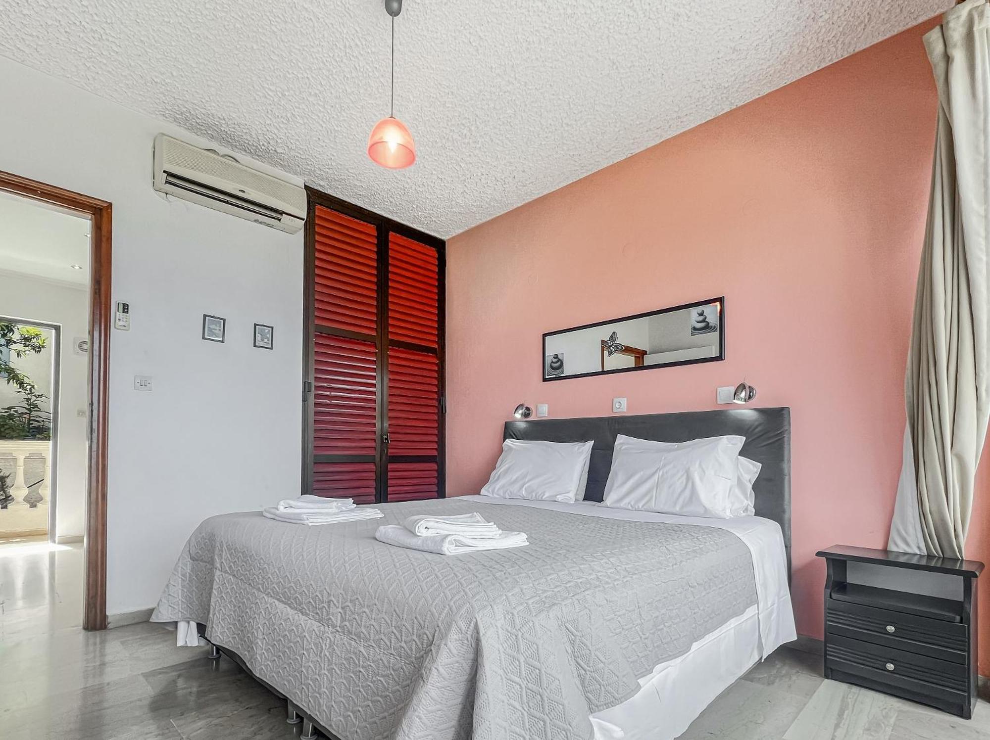 Andromaches Sea View 3 *