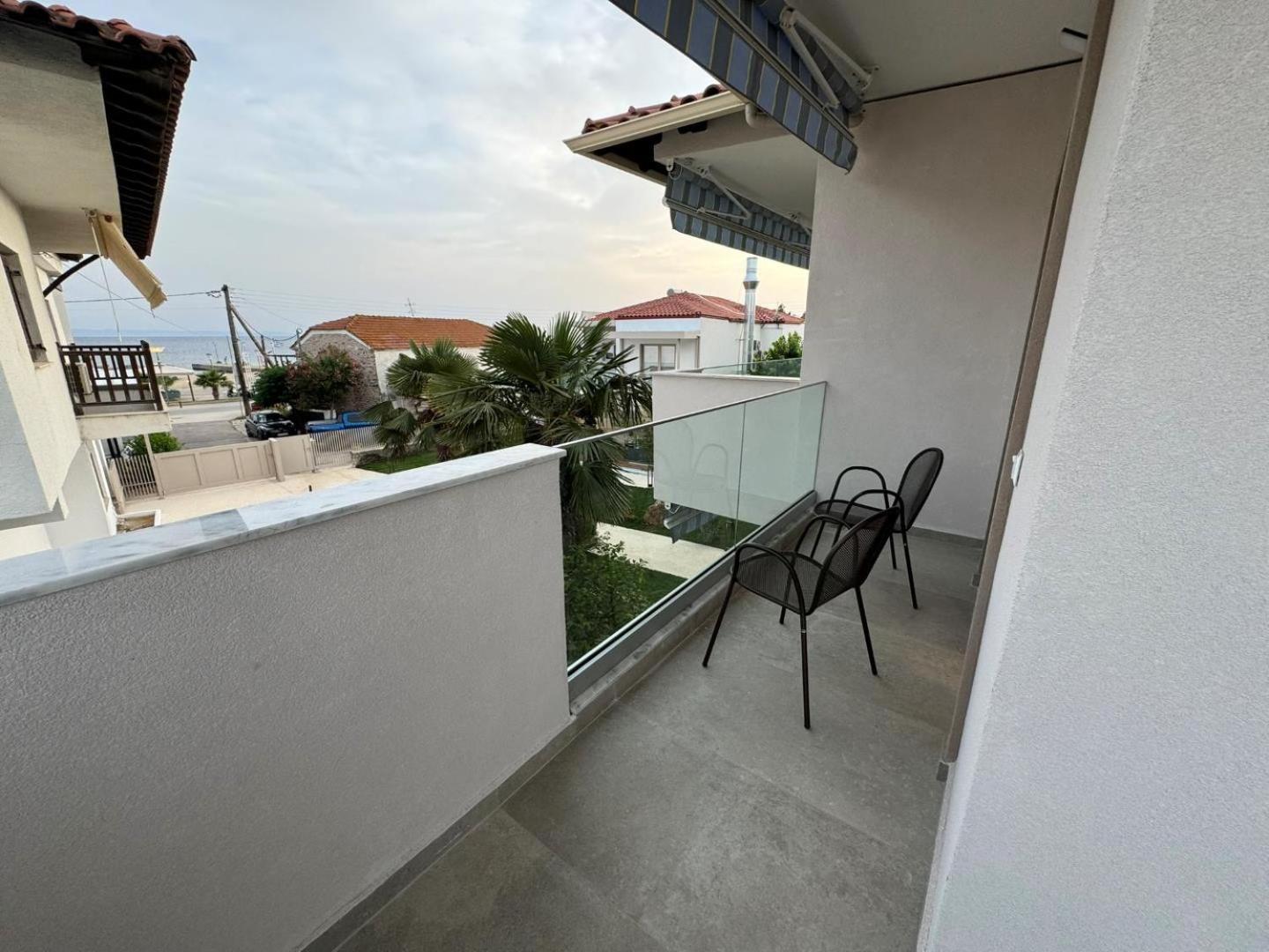 Studio Nikiti Beach Hotel