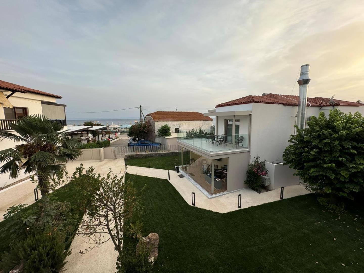 Hotel Studio Nikiti Beach