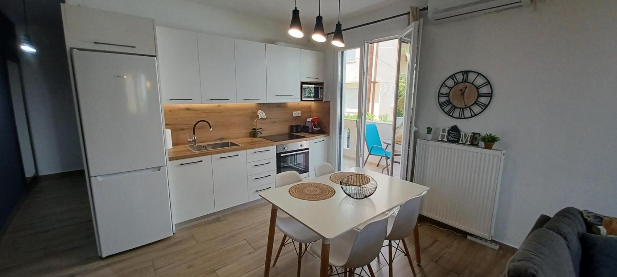 Garden Seaview Luxury Apartment Mytilene