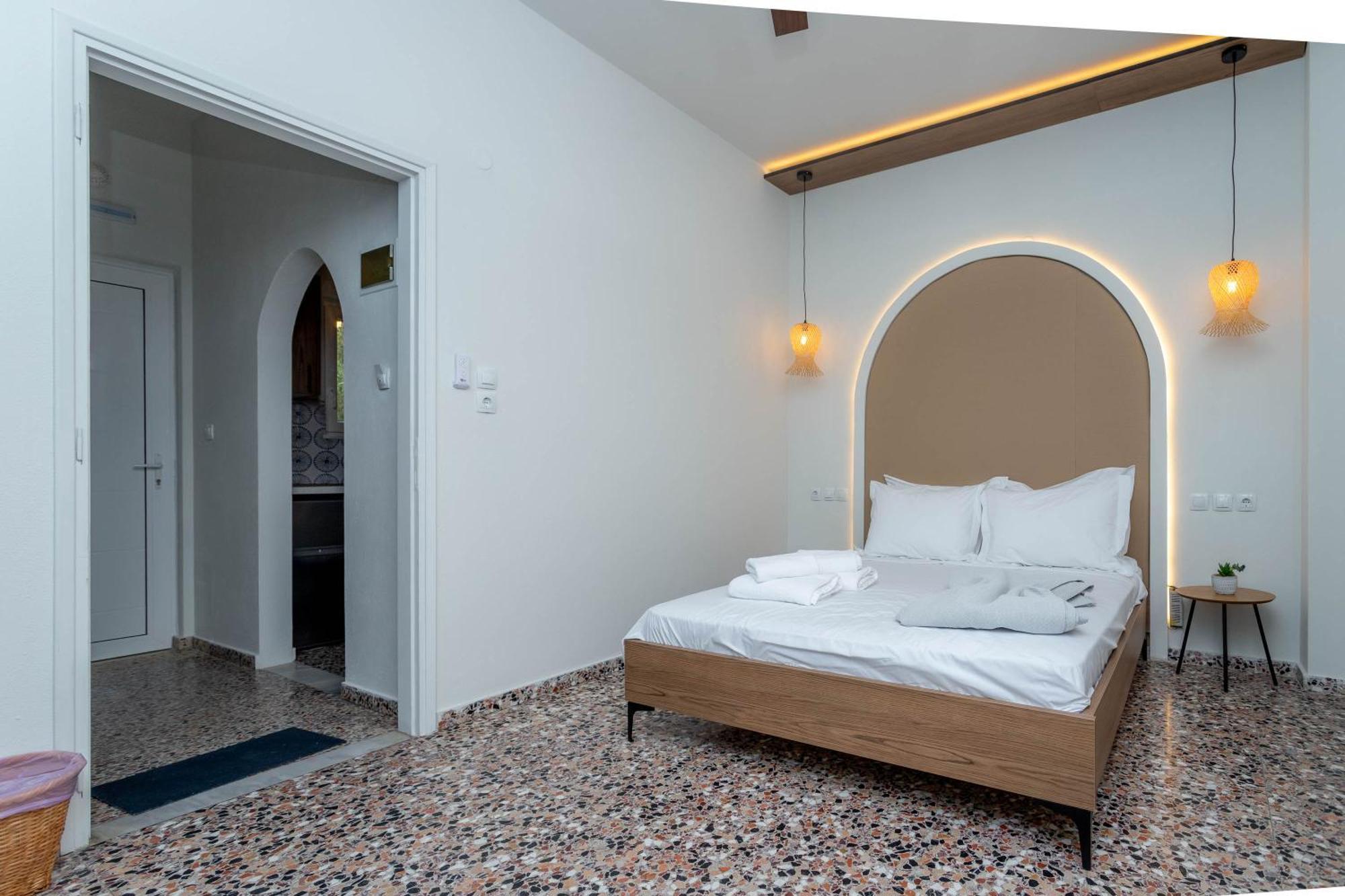 Pteleo Apartment *
