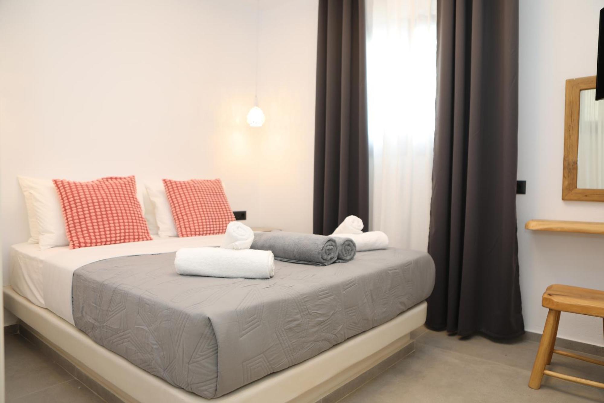 White Dream Hotel