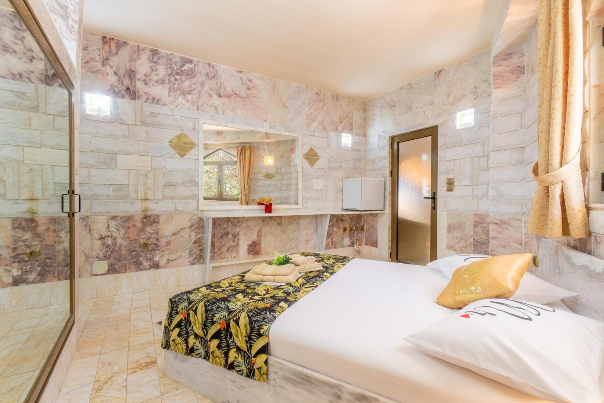 Villa Paco's Luxury House 16