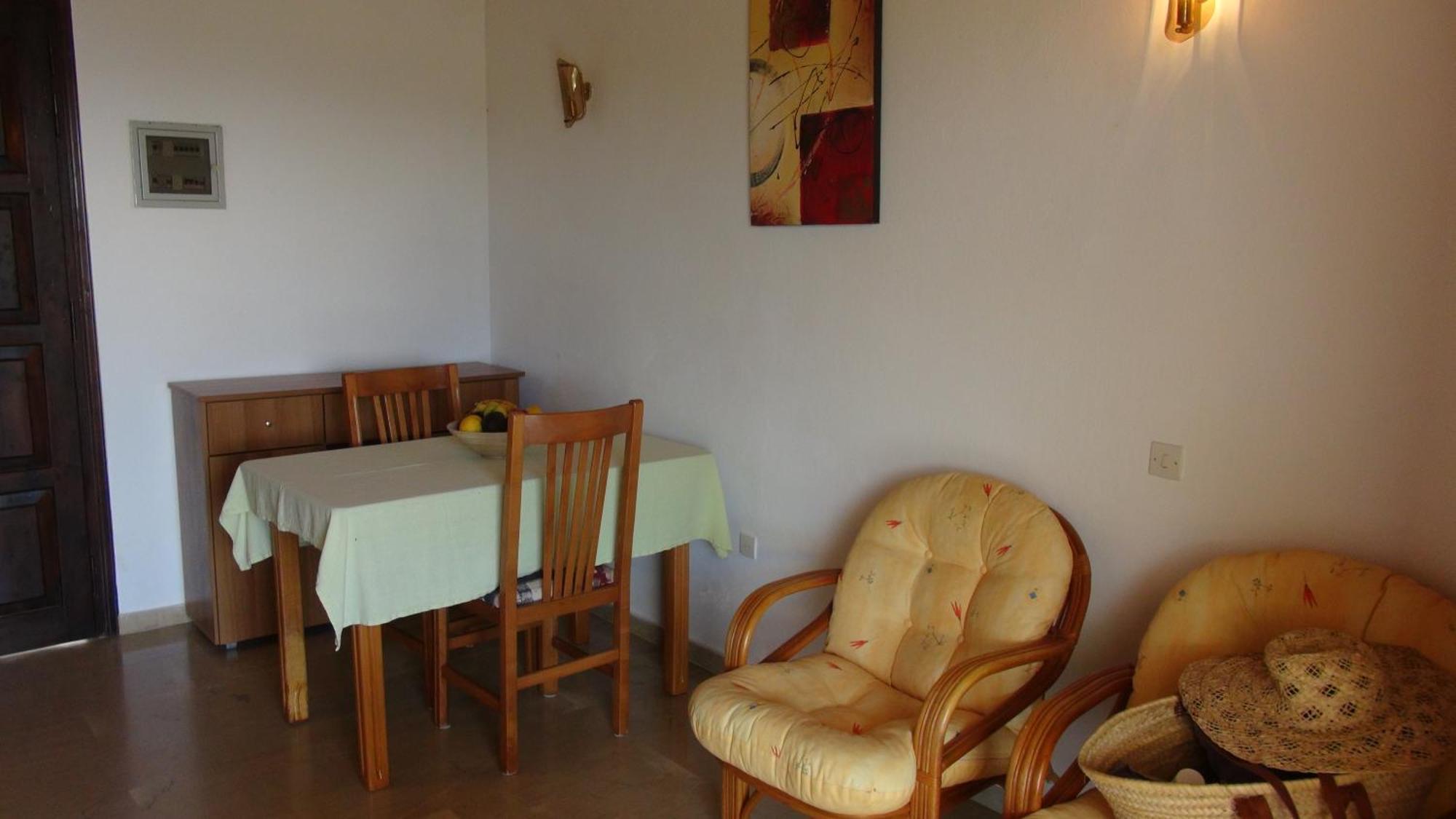 Kerasia - 4 & Apartment