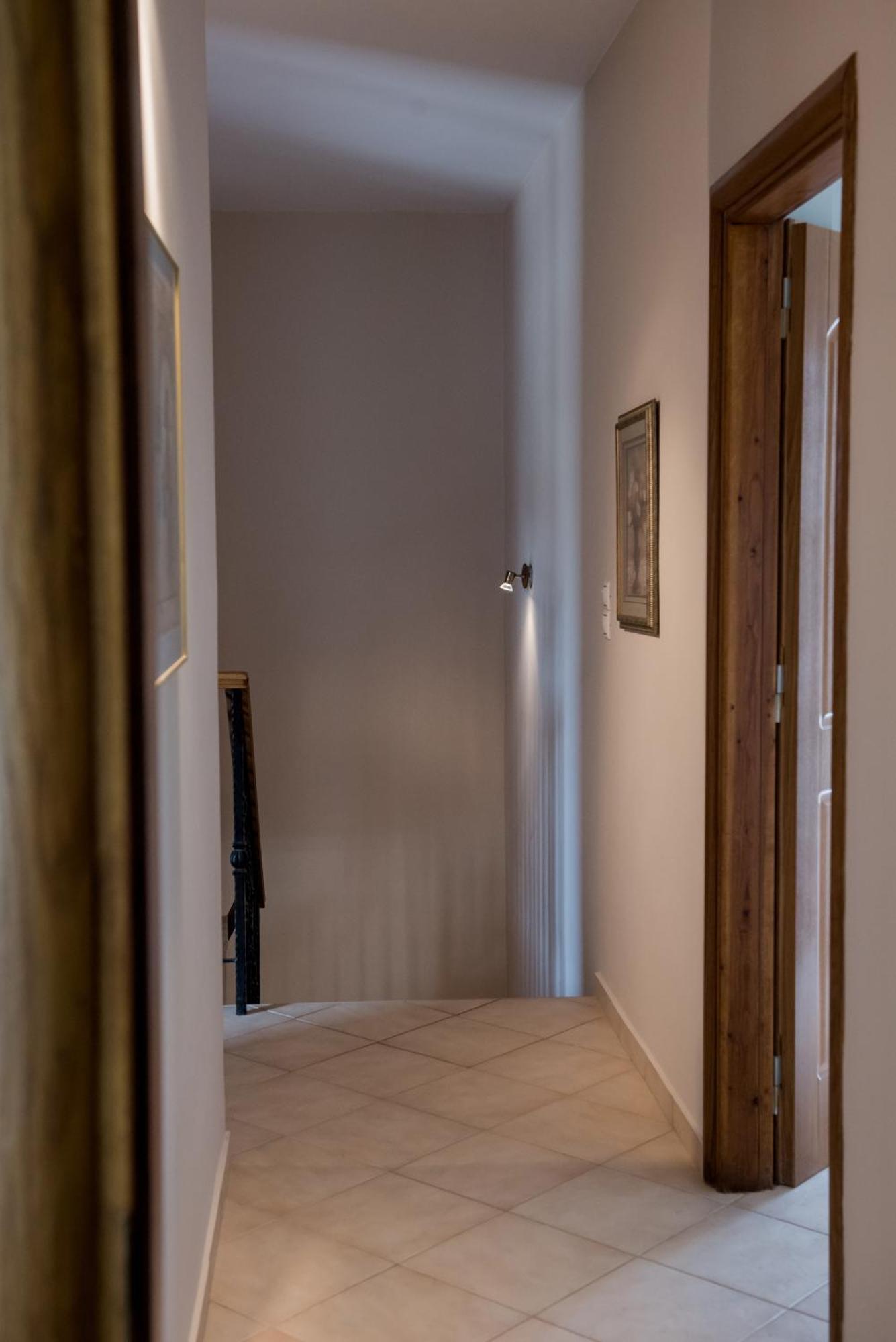 Discover Evia Villa Aliveri