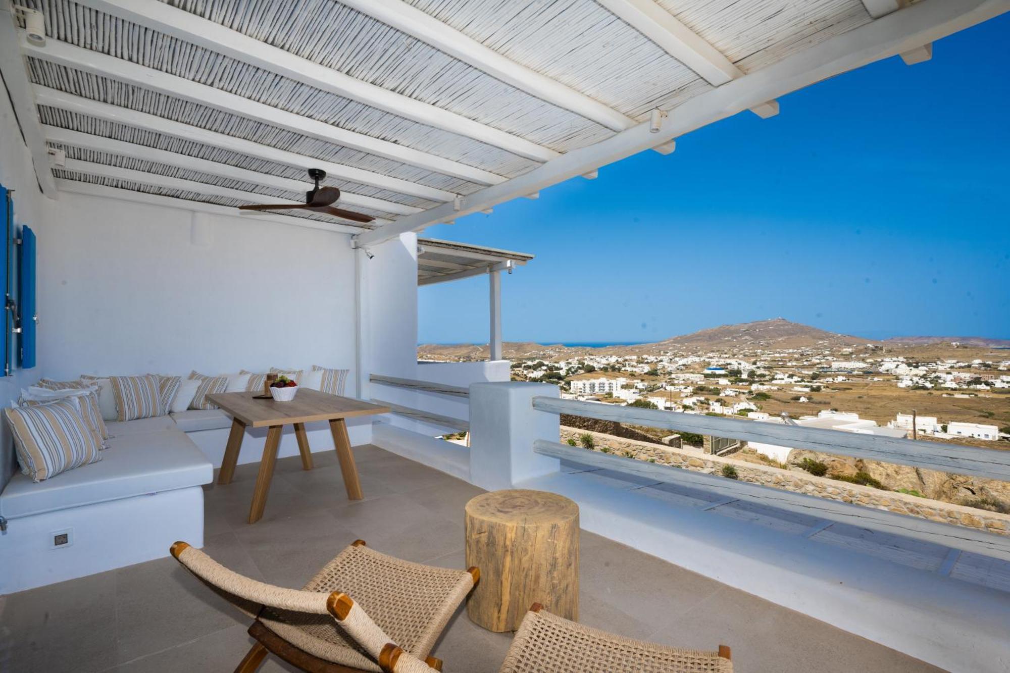Sunrise - Sea View Private Pools