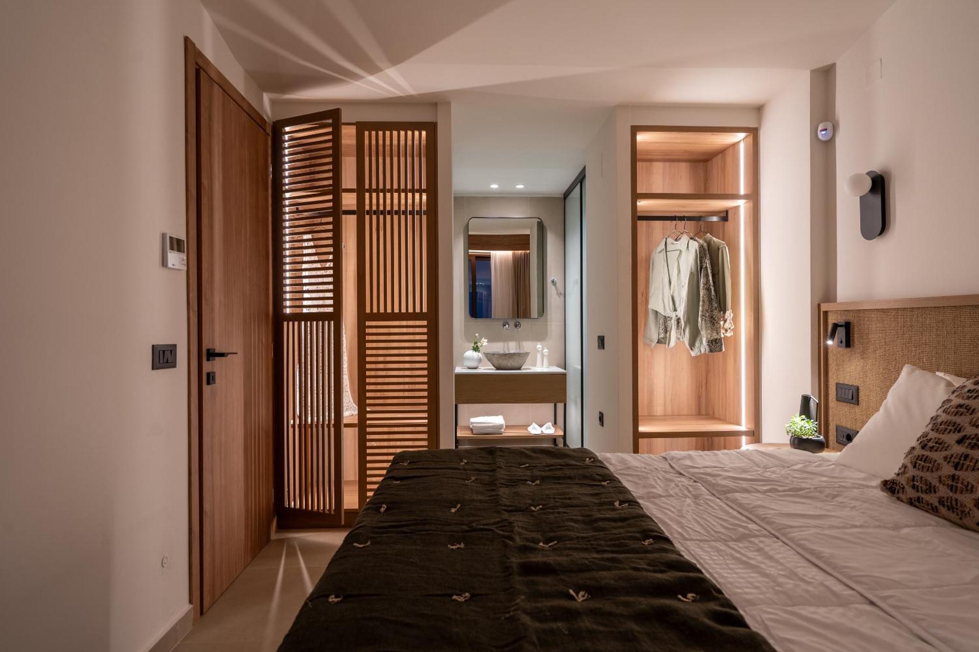 Canvas By The Sea Villa *