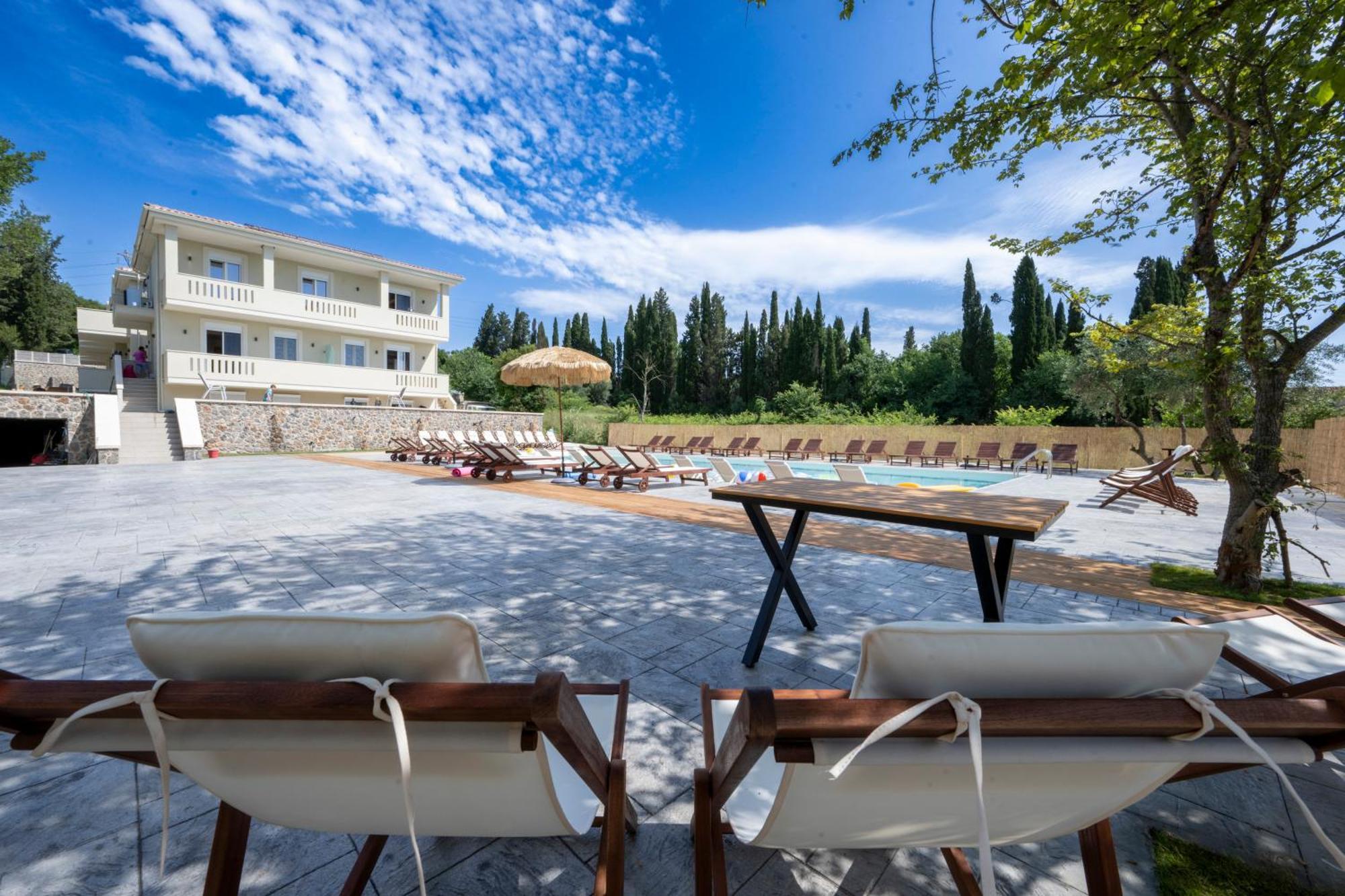 Kopelula Resort *