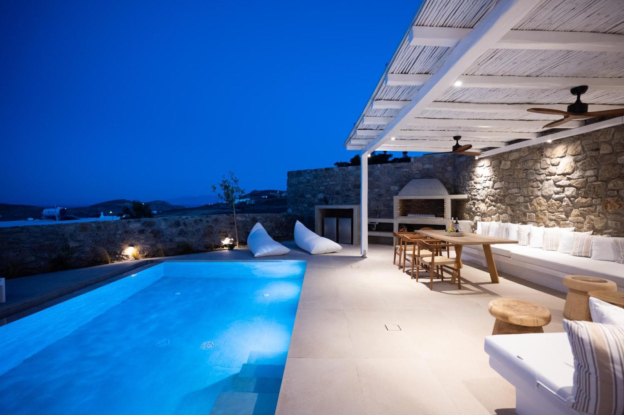 Sunrise - Sea View Private Pools
