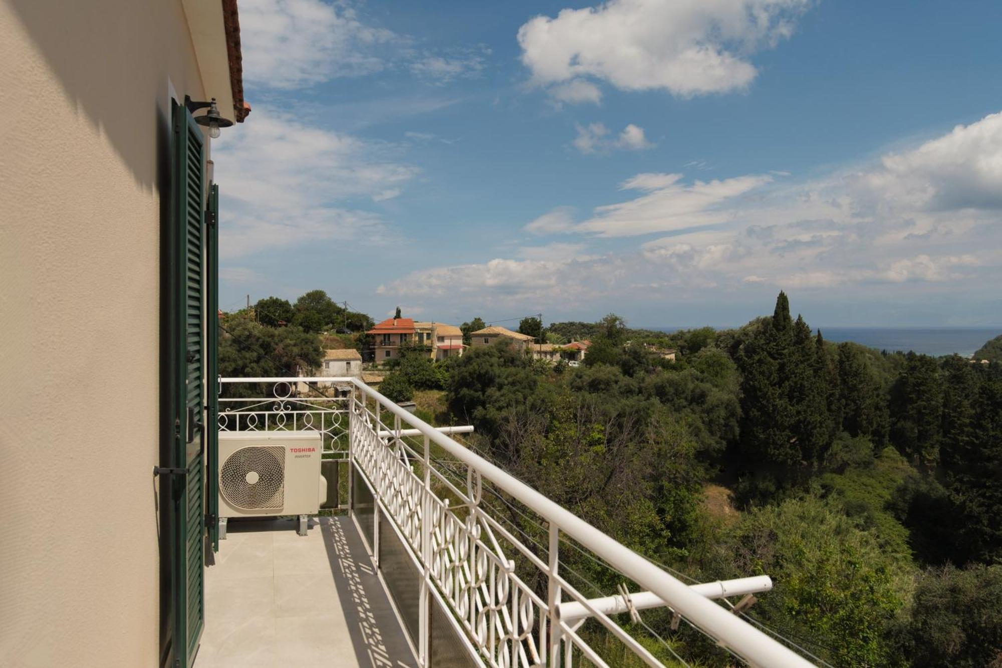 Zacharenia Cozy House With Sea Views Holiday home