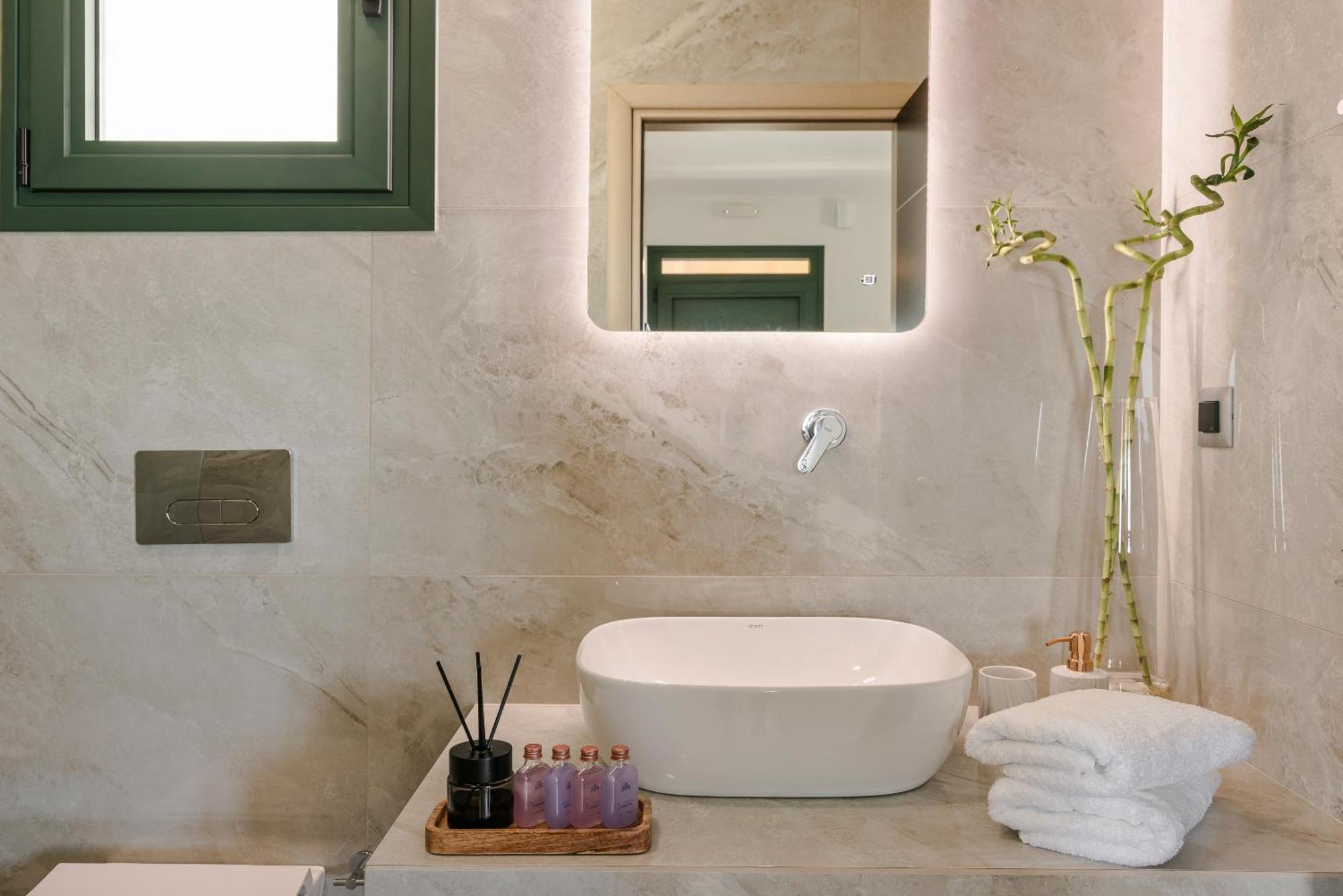 Ipoliti Luxury Living Villa