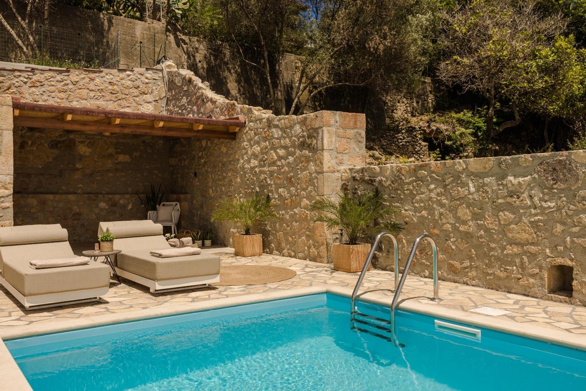 Ipoliti Luxury Living Villa *