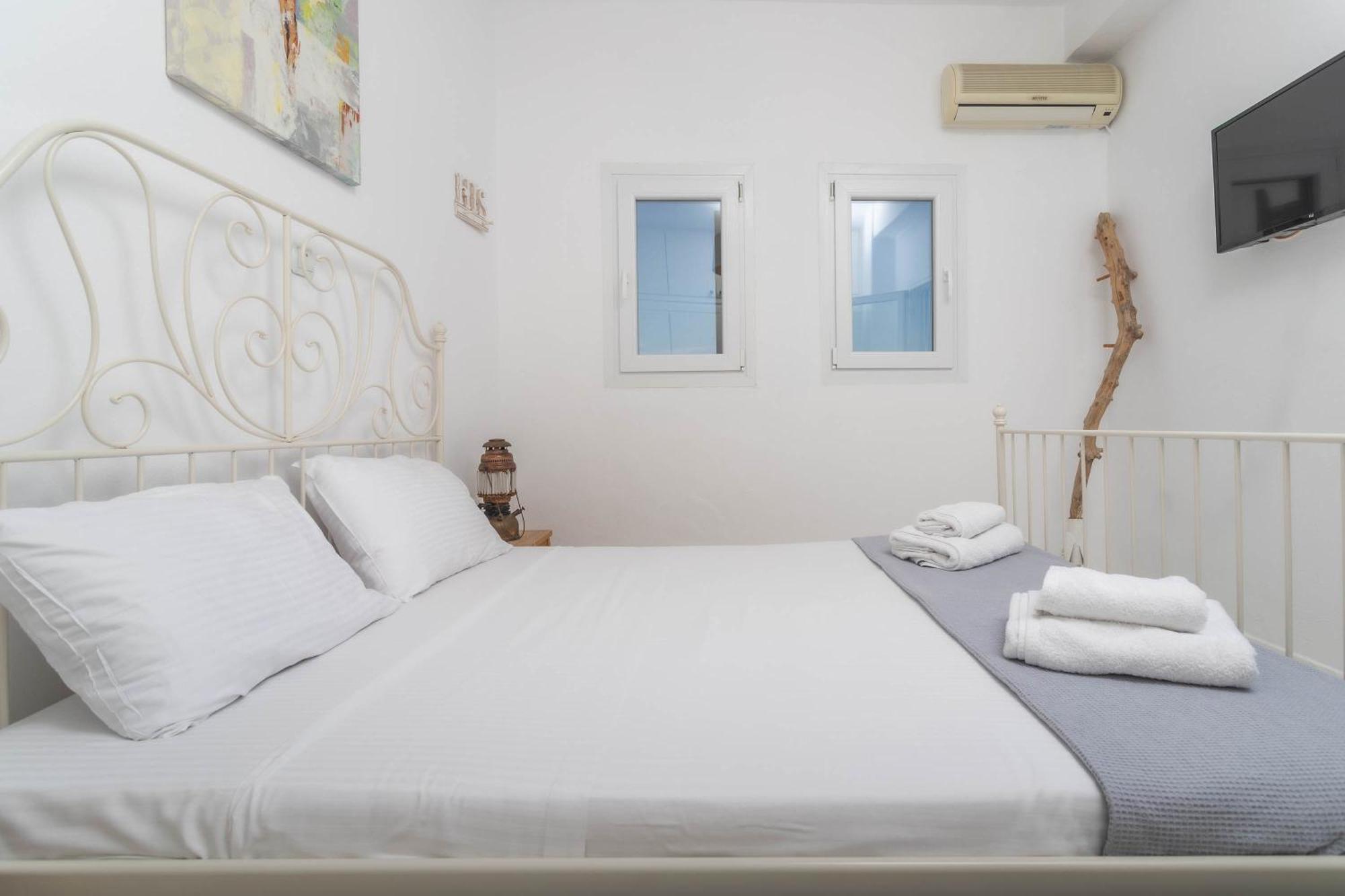 Aphroditi House Holiday home