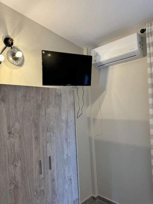 Apartment Seaviewapartment Ofrinion